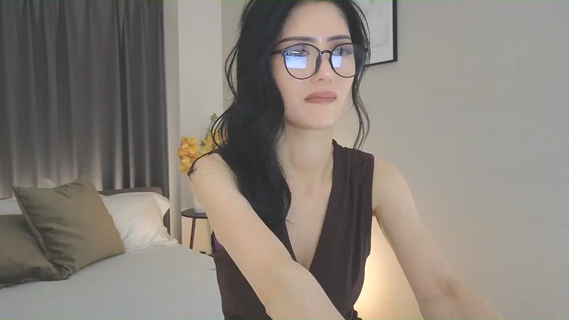 Gallery image thumbnail from Eleah's myfreecams stream on, 05/25/2025, 12:39 image 6 of 20