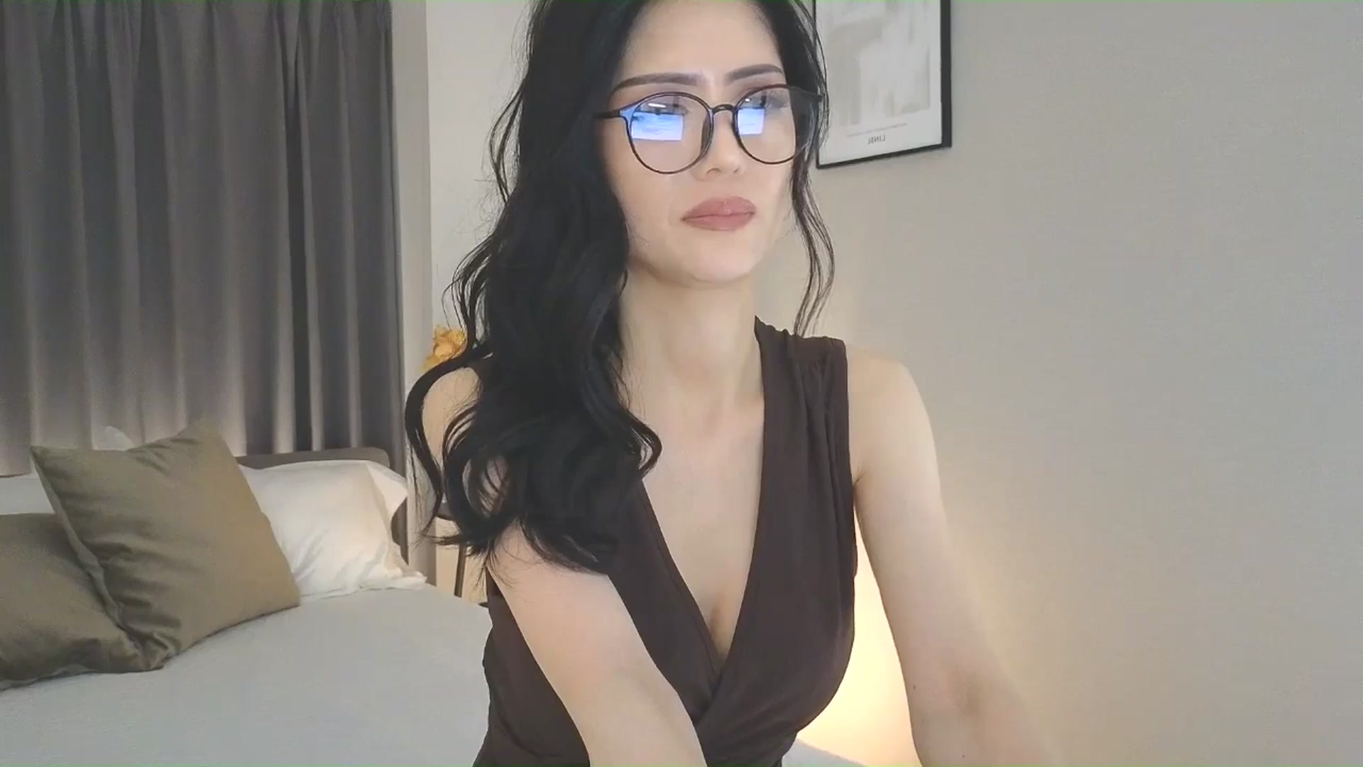 Gallery image thumbnail from Eleah's myfreecams stream on, 05/25/2025, 12:39 image 19 of 20