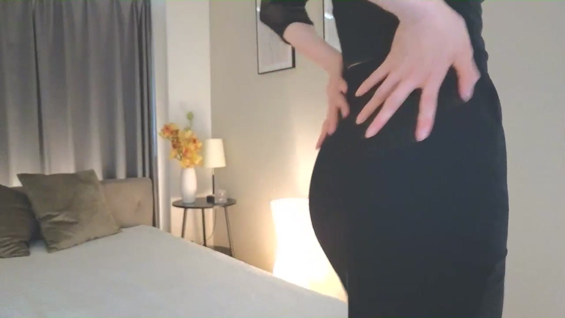 Gallery image thumbnail from Eleah's myfreecams stream on, 05/29/2025, 08:15 image 4 of 20