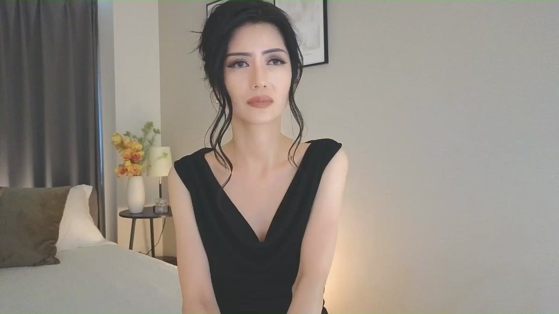 Gallery image thumbnail from Eleah's myfreecams stream on, 06/01/2025, 11:23 image 1 of 20