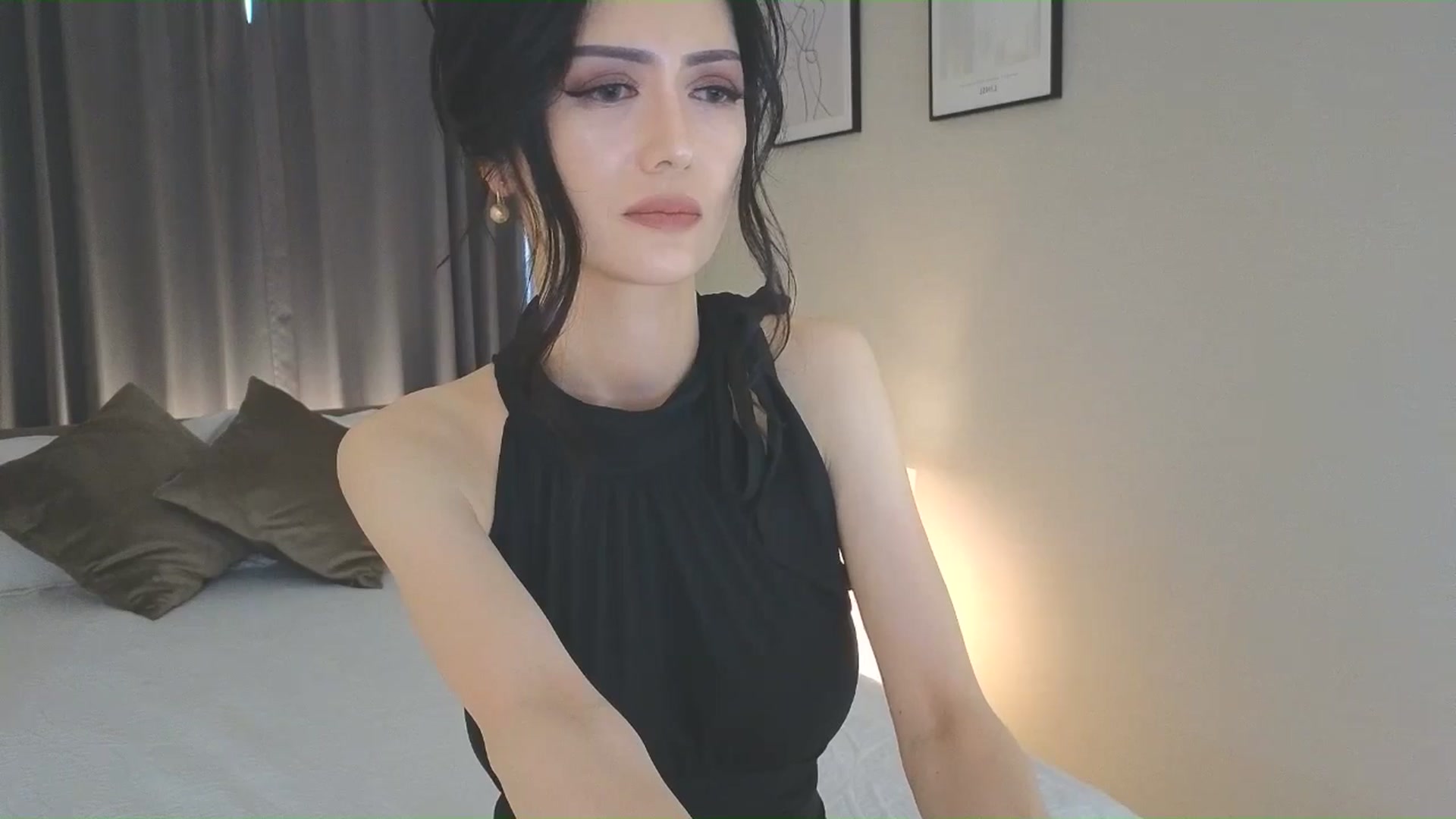 Gallery image thumbnail from Eleah's myfreecams stream on, 06/08/2025, 05:51 image 17 of 20