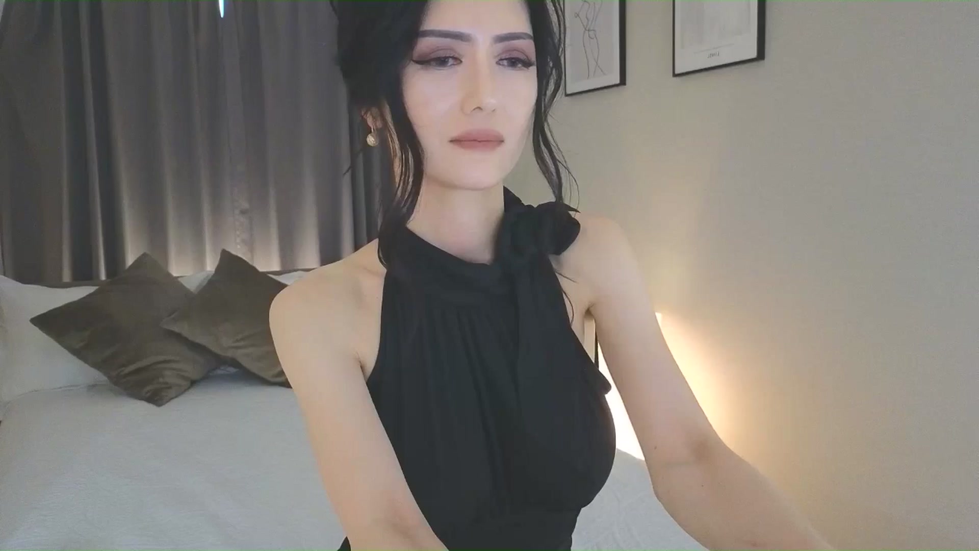 Gallery image thumbnail from Eleah's myfreecams stream on, 06/08/2025, 06:25 image 10 of 20