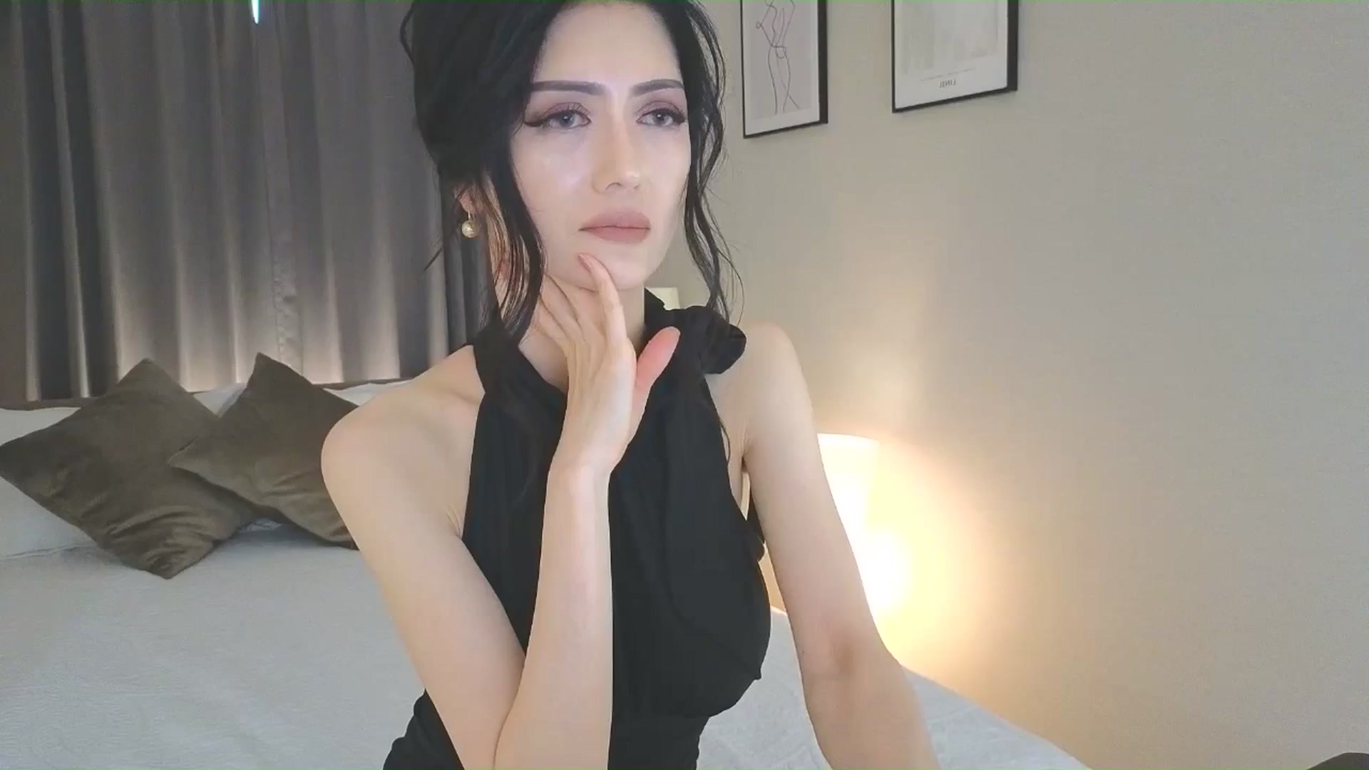 Gallery image thumbnail from Eleah's myfreecams stream on, 06/08/2025, 06:25 image 4 of 20