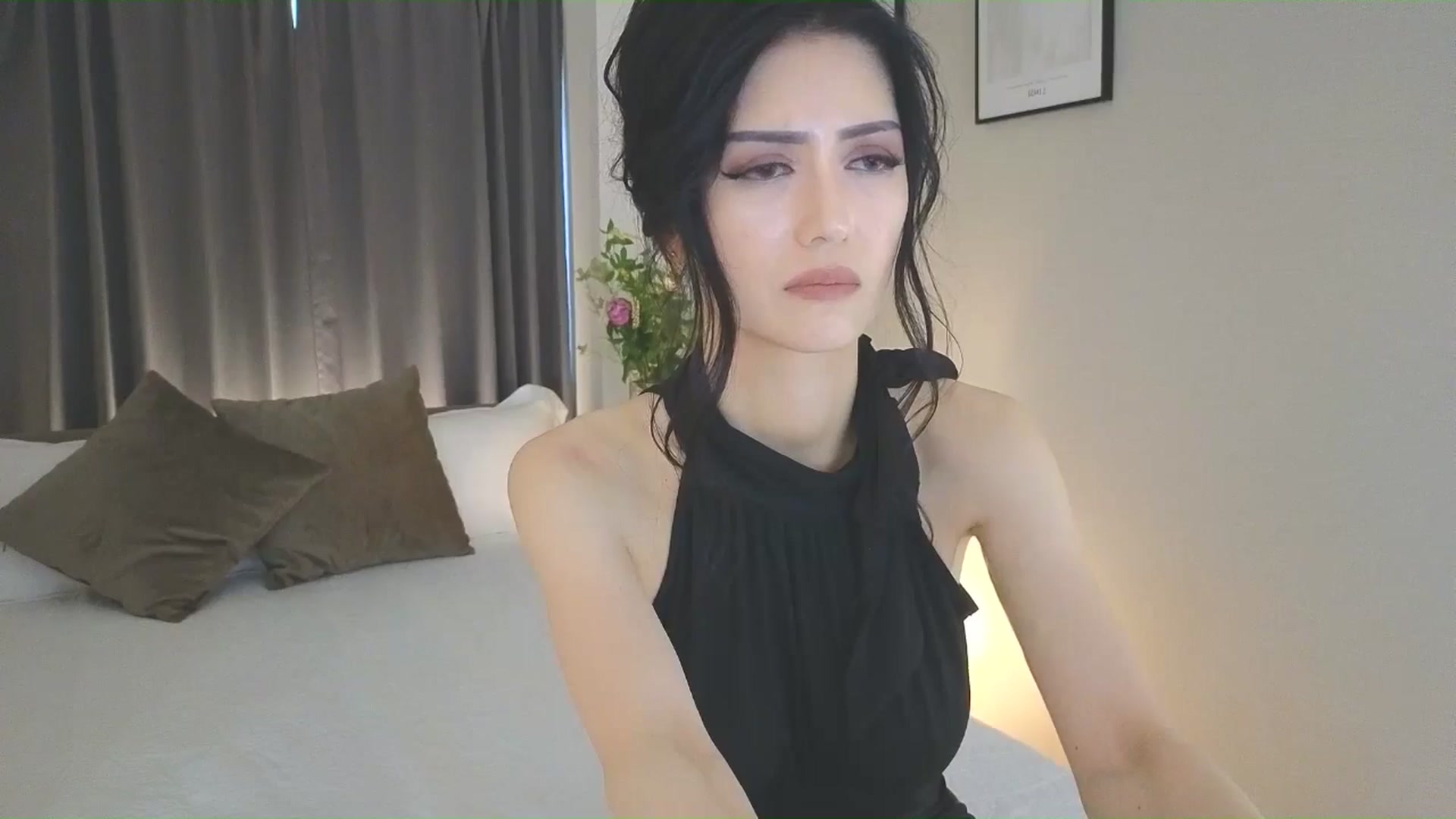 Gallery image thumbnail from Eleah's myfreecams stream on, 06/08/2025, 08:37 image 15 of 20