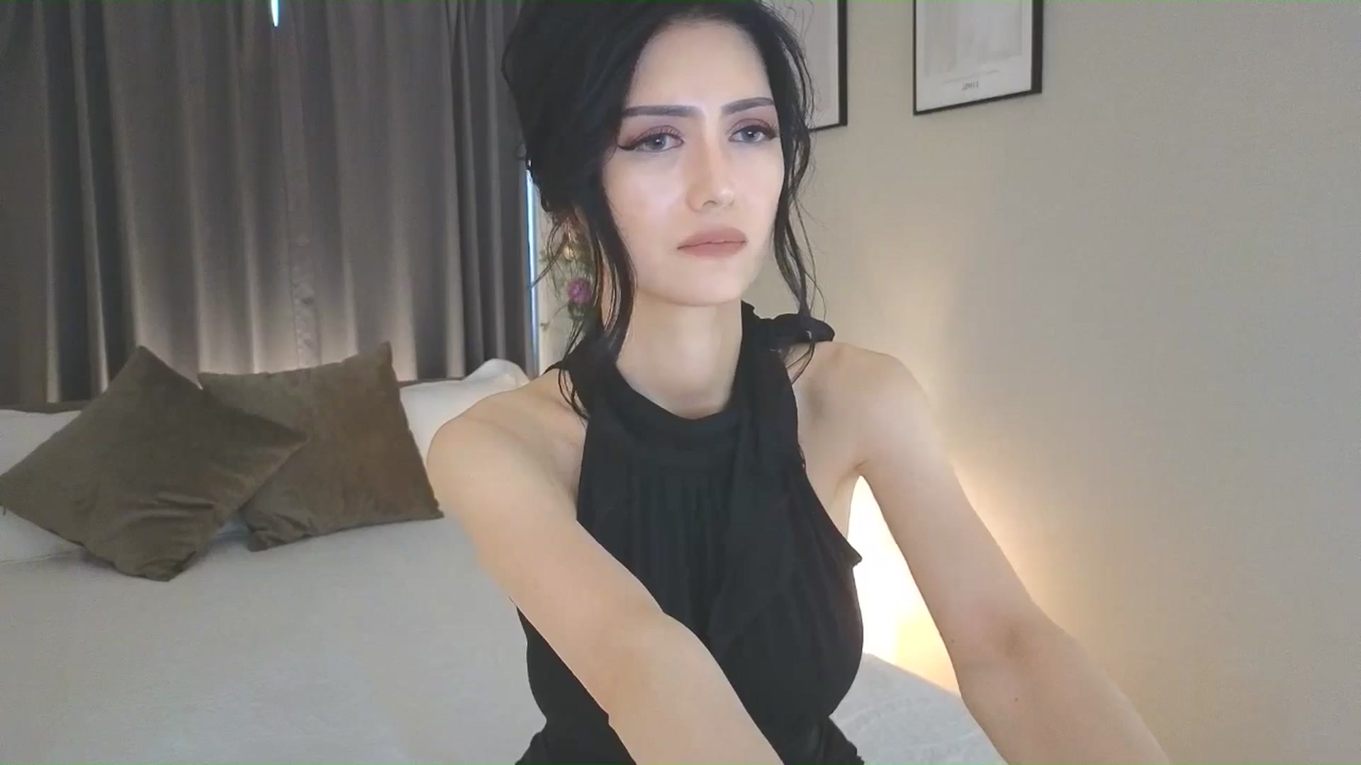 Gallery image thumbnail from Eleah's myfreecams stream on, 06/08/2025, 08:37 image 9 of 20