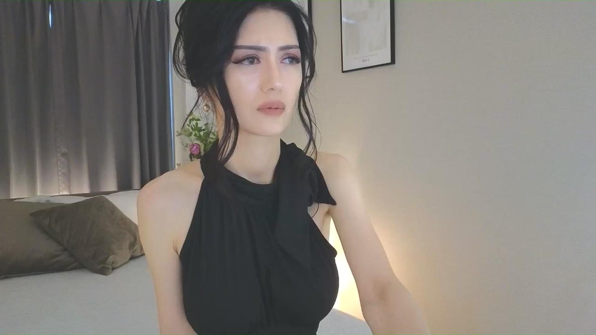 Gallery image thumbnail from Eleah's myfreecams stream on, 06/08/2025, 09:25 image 2 of 20