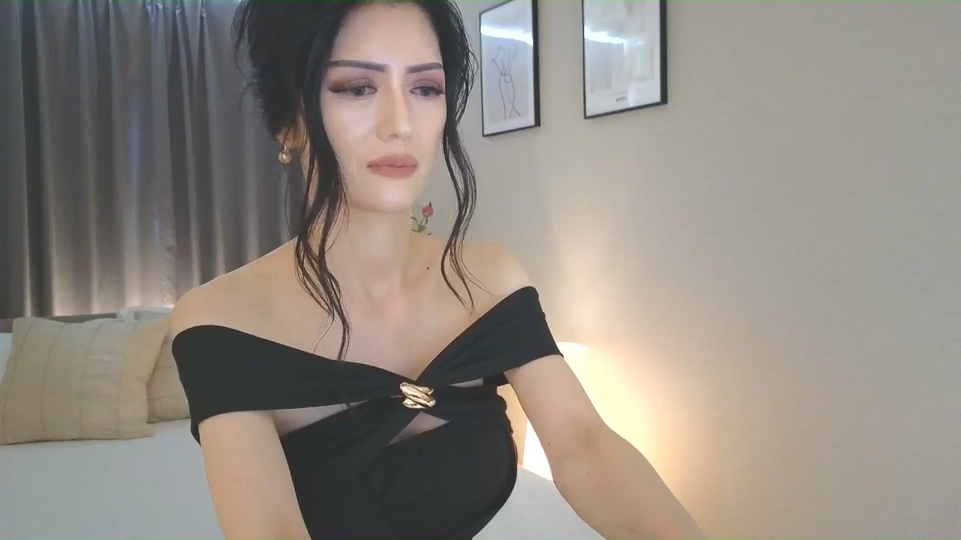 Gallery image thumbnail from Eleah's myfreecams stream on, 06/15/2025, 04:42 image 12 of 20