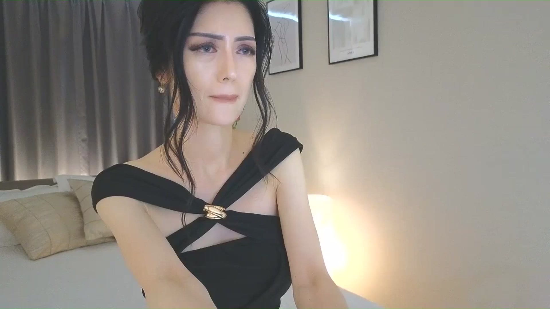 Gallery image thumbnail from Eleah's myfreecams stream on, 06/15/2025, 05:47 image 4 of 20