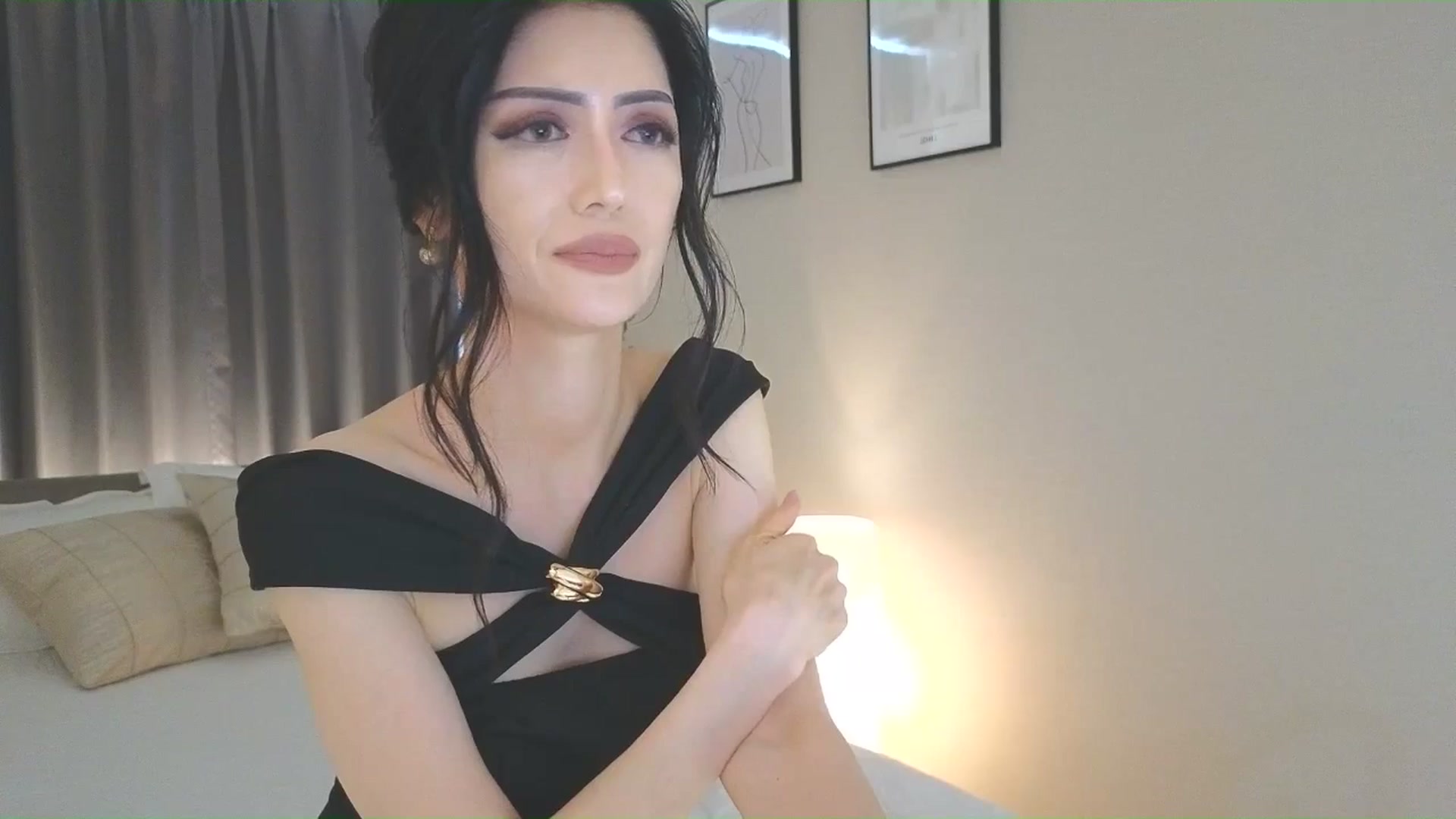 Gallery image thumbnail from Eleah's myfreecams stream on, 06/15/2025, 05:47 image 7 of 20