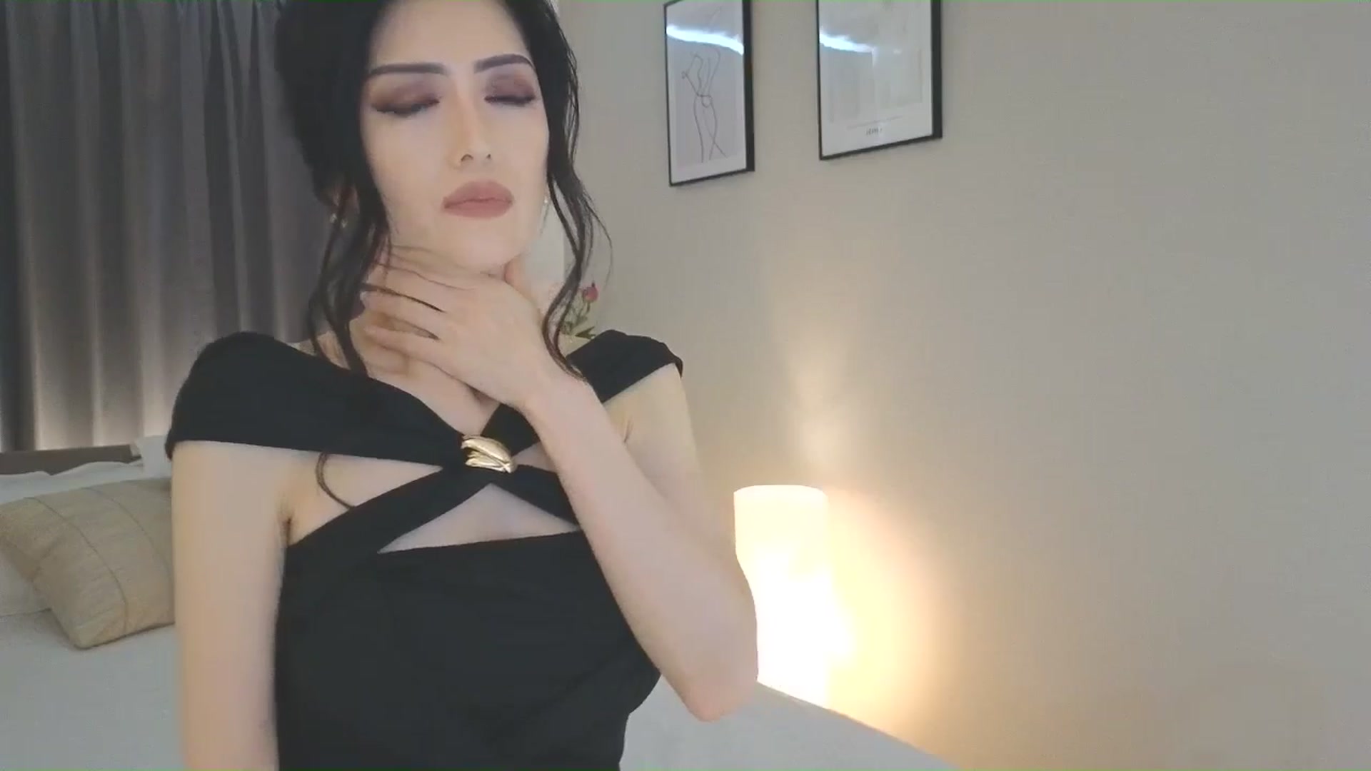 Gallery image thumbnail from Eleah's myfreecams stream on, 06/15/2025, 05:47 image 20 of 20
