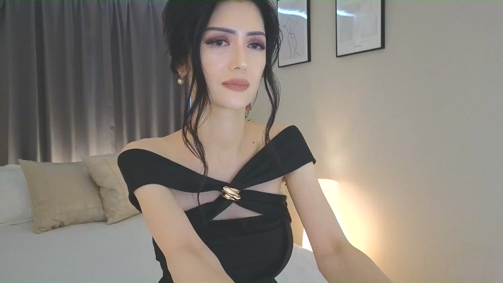 Gallery image thumbnail from Eleah's myfreecams stream on, 06/15/2025, 07:21 image 12 of 20