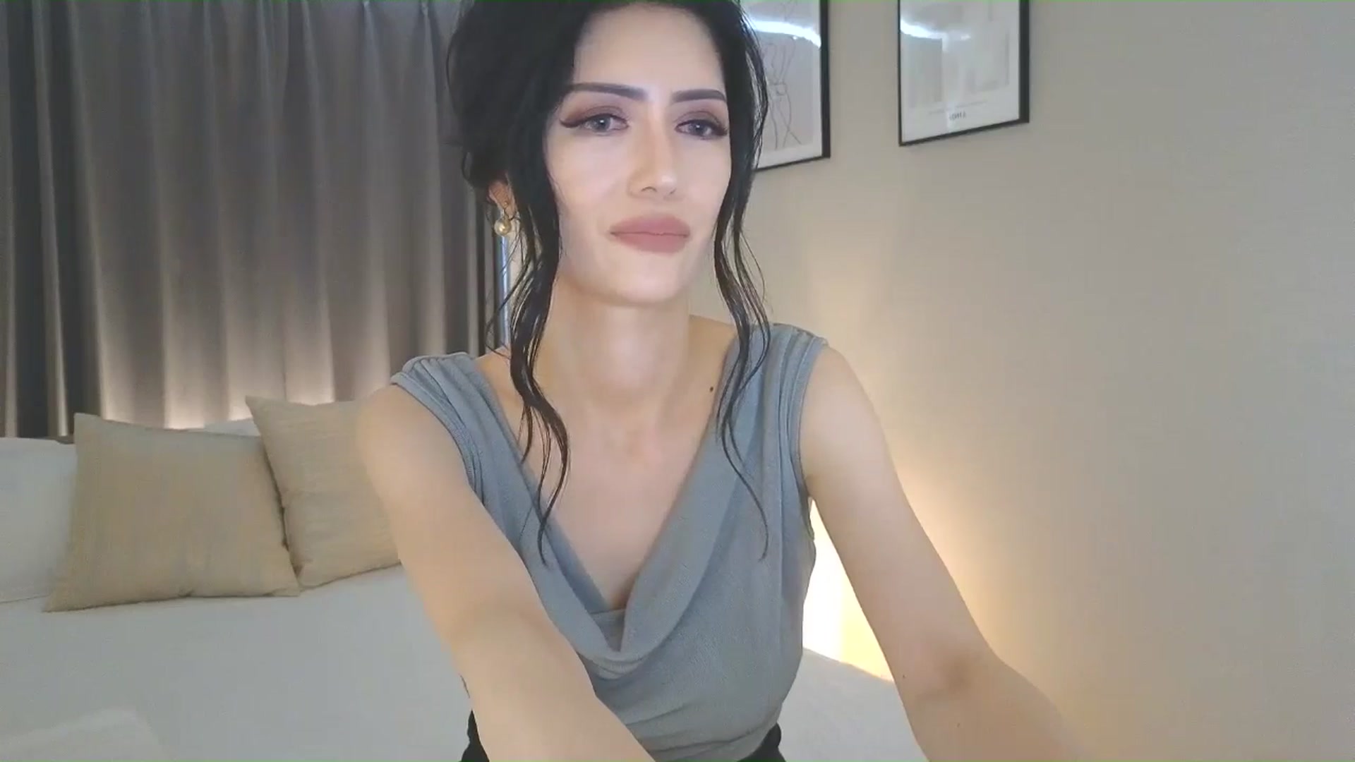 Gallery image thumbnail from Eleah's myfreecams stream on, 06/19/2025, 03:25 image 8 of 20