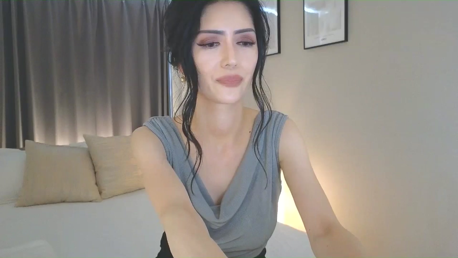 Gallery image thumbnail from Eleah's myfreecams stream on, 06/19/2025, 03:25 image 9 of 20