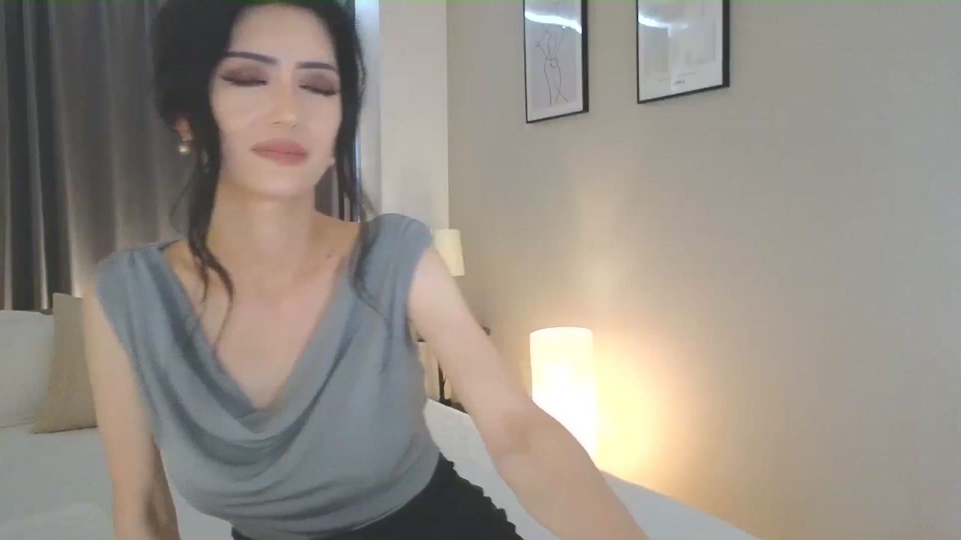 Gallery image thumbnail from Eleah's myfreecams stream on, 06/19/2025, 03:25 image 17 of 20