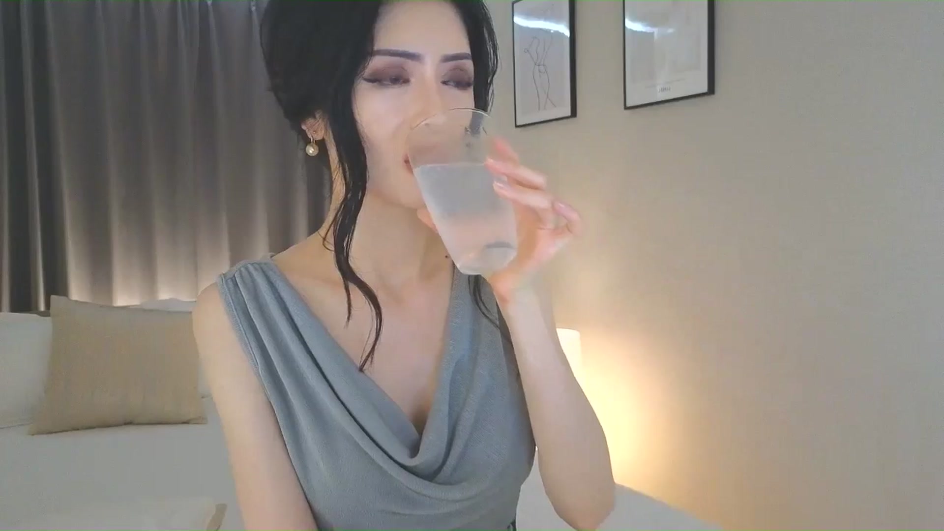 Gallery image thumbnail from Eleah's myfreecams stream on, 06/19/2025, 05:56 image 10 of 20