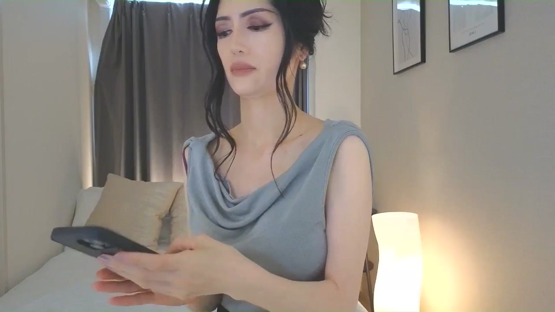 Gallery image thumbnail from Eleah's myfreecams stream on, 06/19/2025, 08:01 image 5 of 20