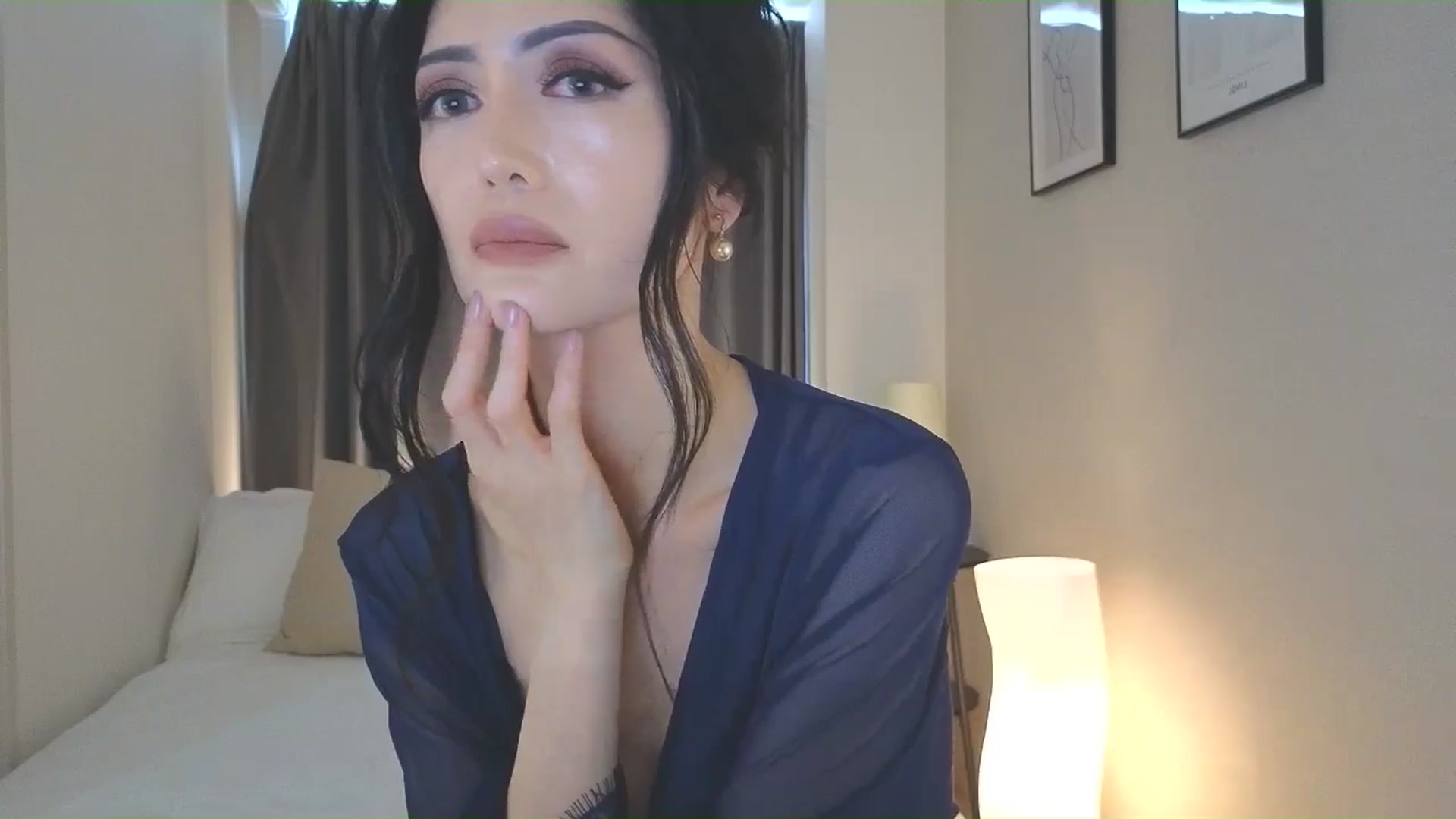 Gallery image thumbnail from Eleah's myfreecams stream on, 06/19/2025, 08:01 image 17 of 20