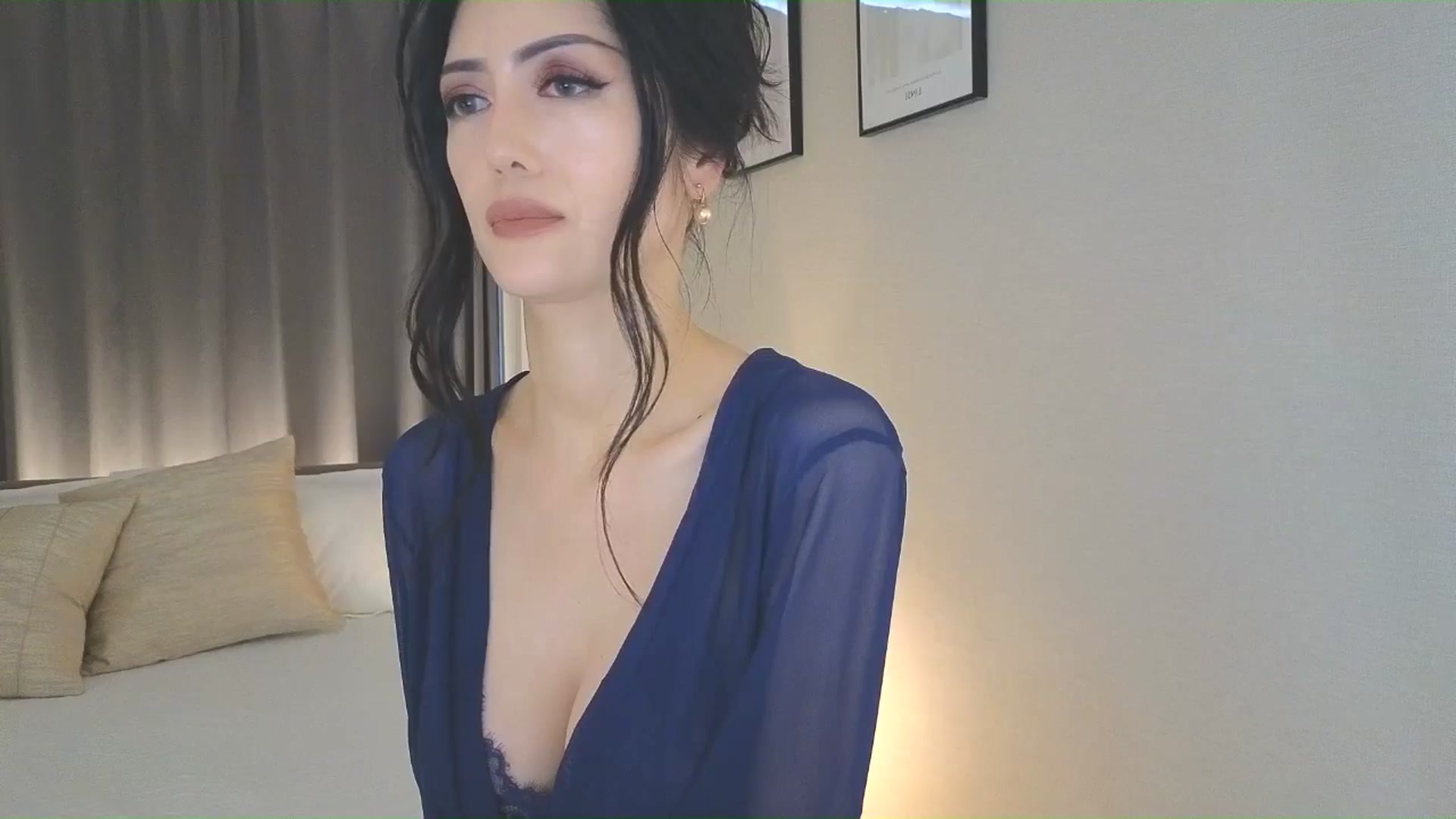 Gallery image thumbnail from Eleah's myfreecams stream on, 06/19/2025, 09:37 image 20 of 20
