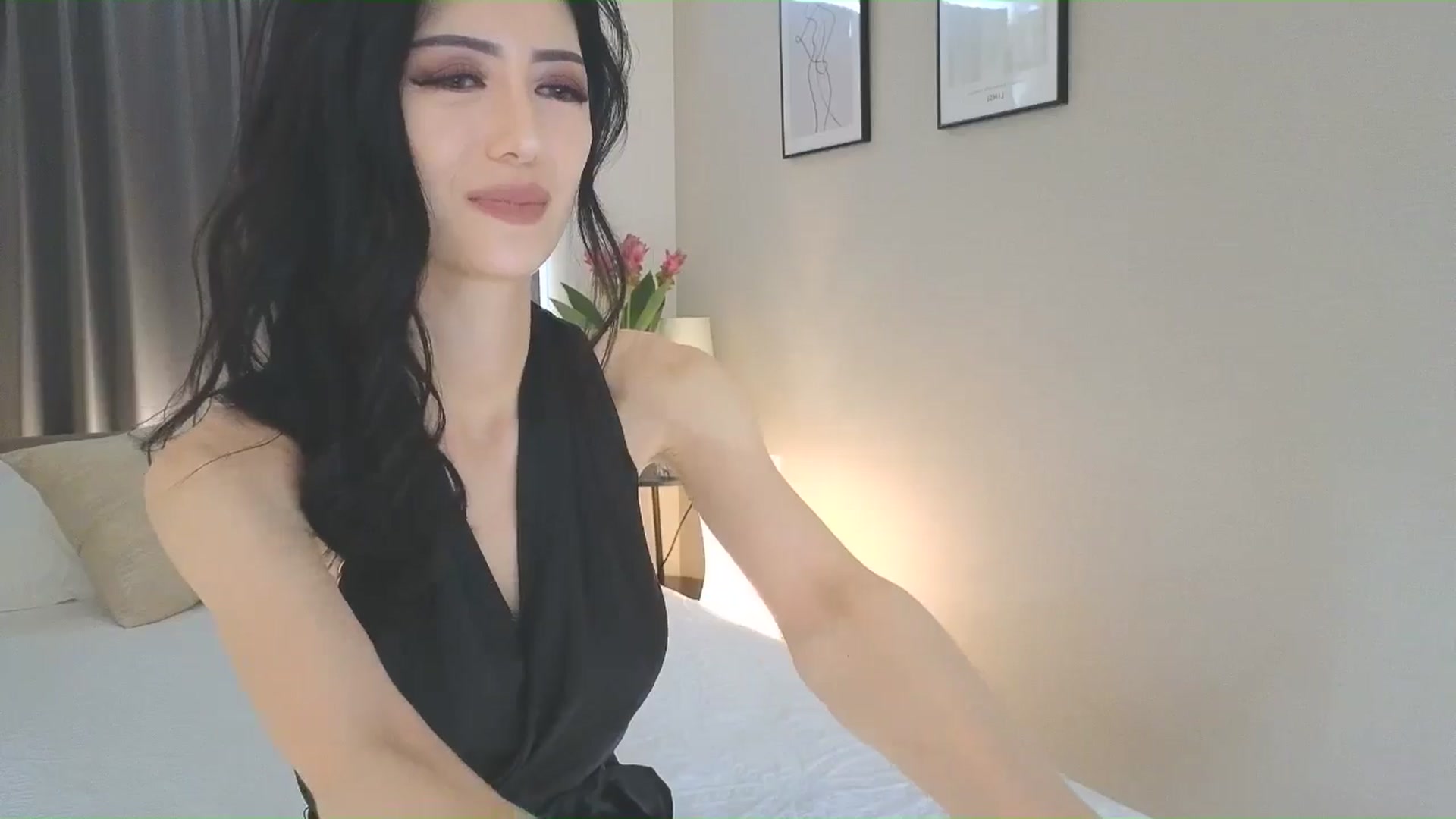 Gallery image thumbnail from Eleah's myfreecams stream on, 06/22/2025, 02:51 image 16 of 20