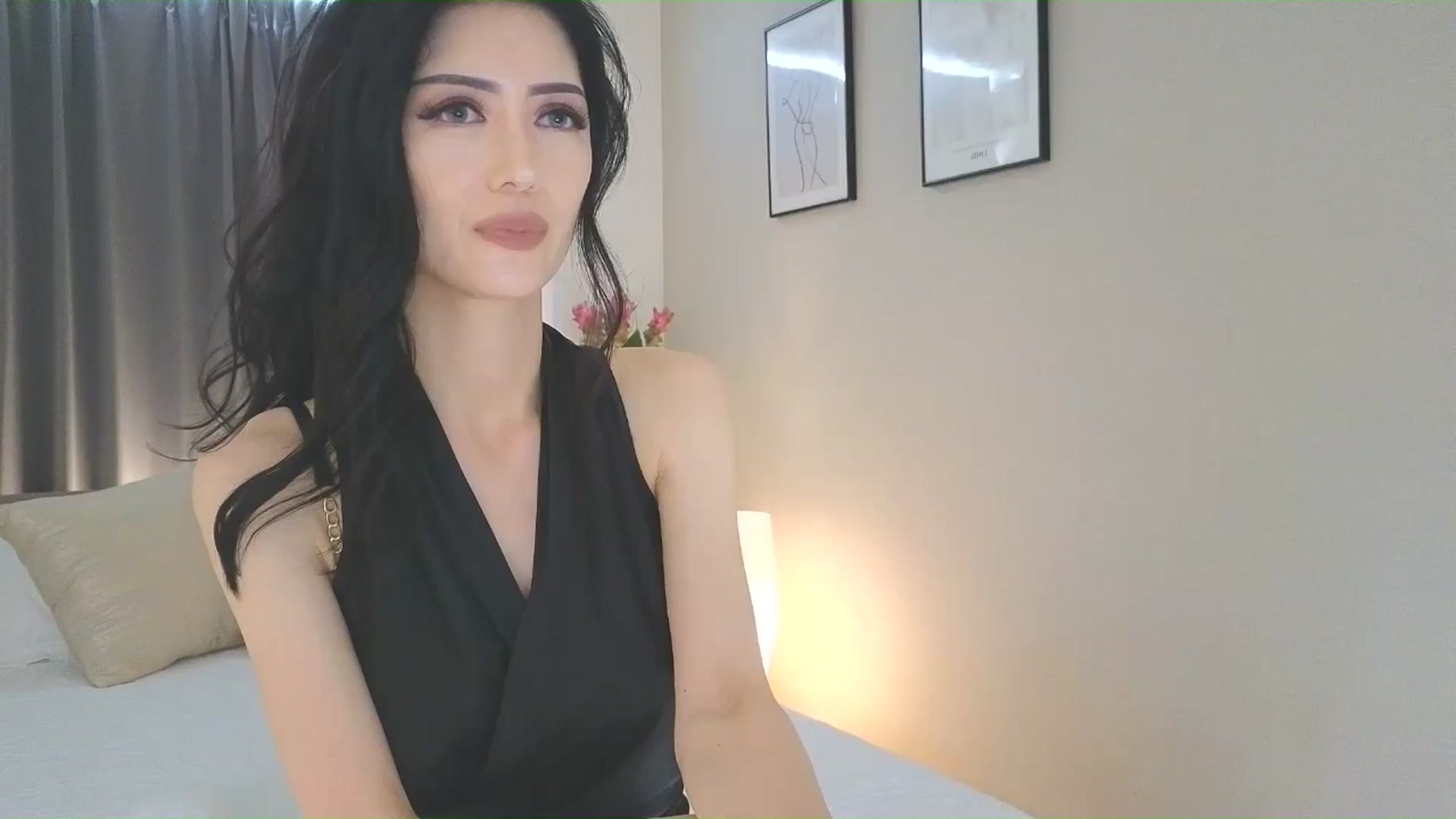 Gallery image thumbnail from Eleah's myfreecams stream on, 06/22/2025, 02:51 image 3 of 20