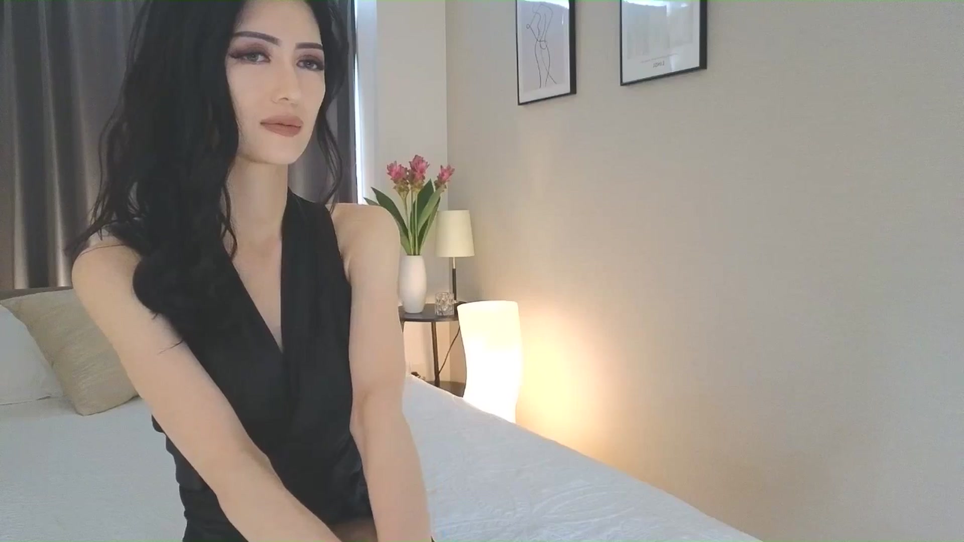 Gallery image thumbnail from Eleah's myfreecams stream on, 06/22/2025, 02:51 image 15 of 20