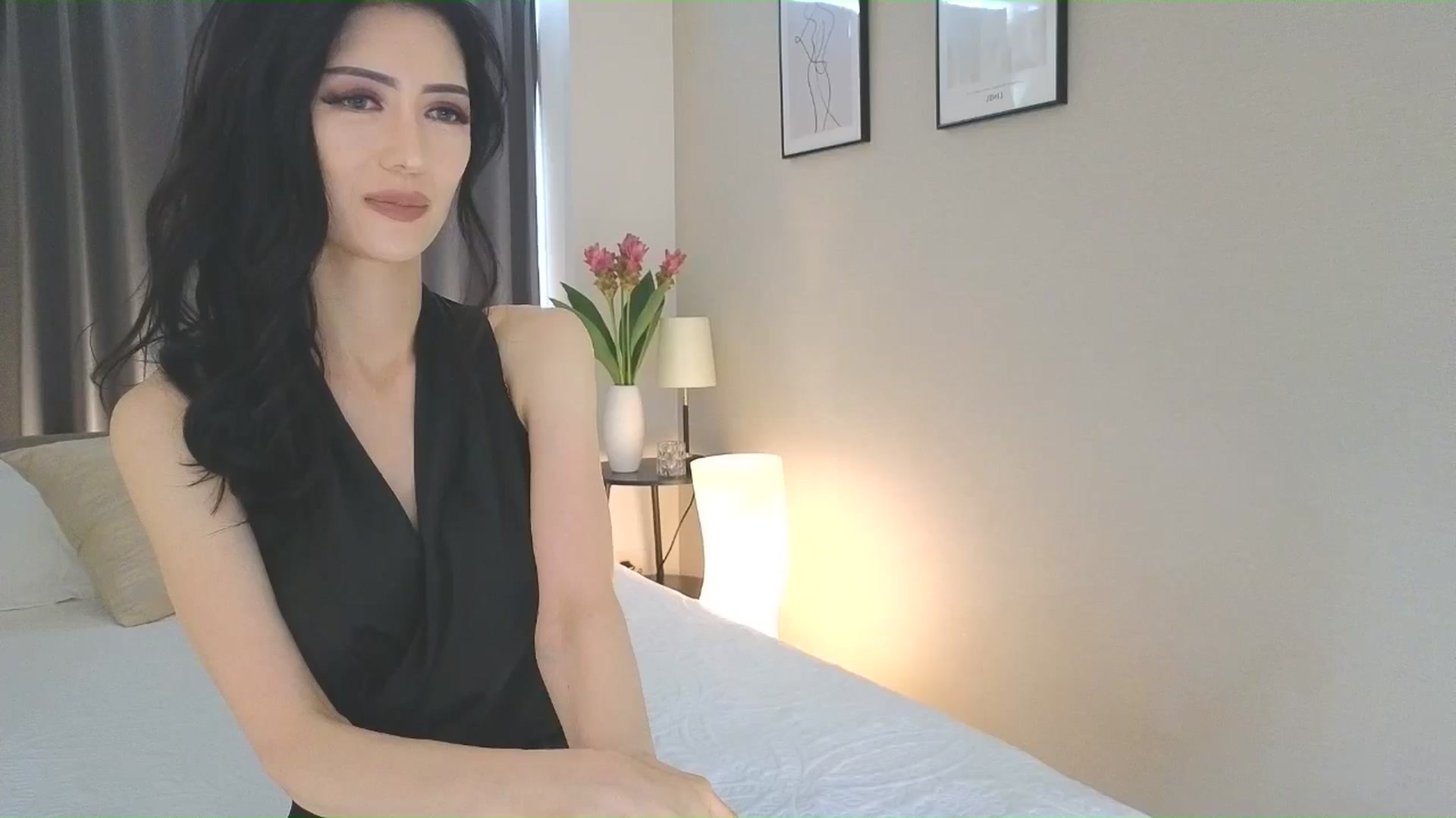 Gallery image thumbnail from Eleah's myfreecams stream on, 06/22/2025, 02:51 image 14 of 20