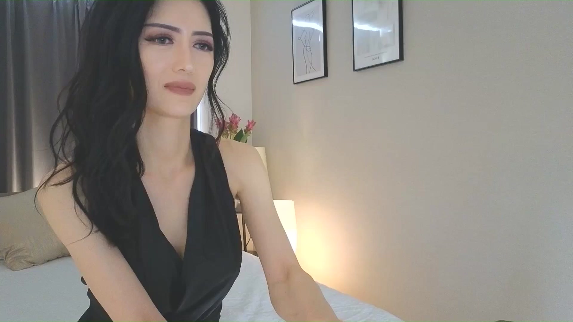 Gallery image thumbnail from Eleah's myfreecams stream on, 06/22/2025, 04:02 image 4 of 20