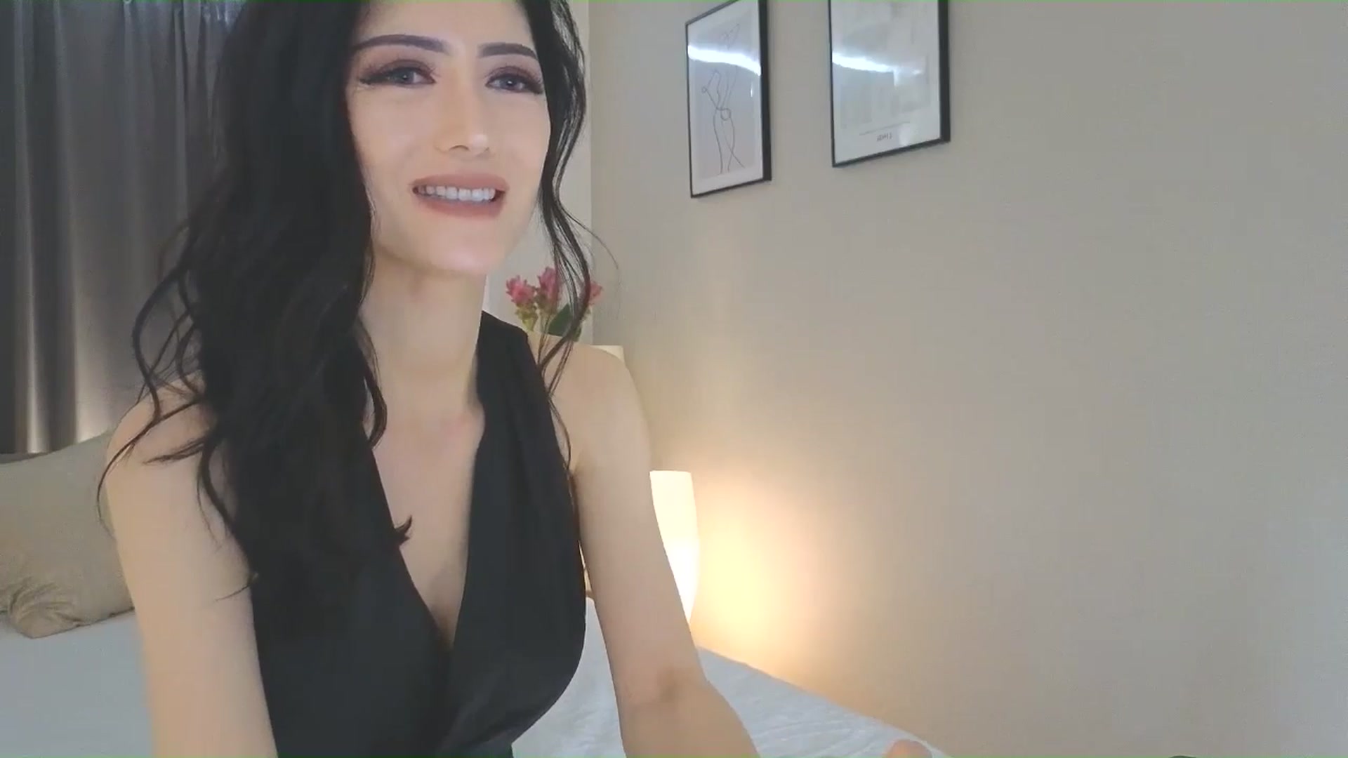 Gallery image thumbnail from Eleah's myfreecams stream on, 06/22/2025, 04:02 image 6 of 20