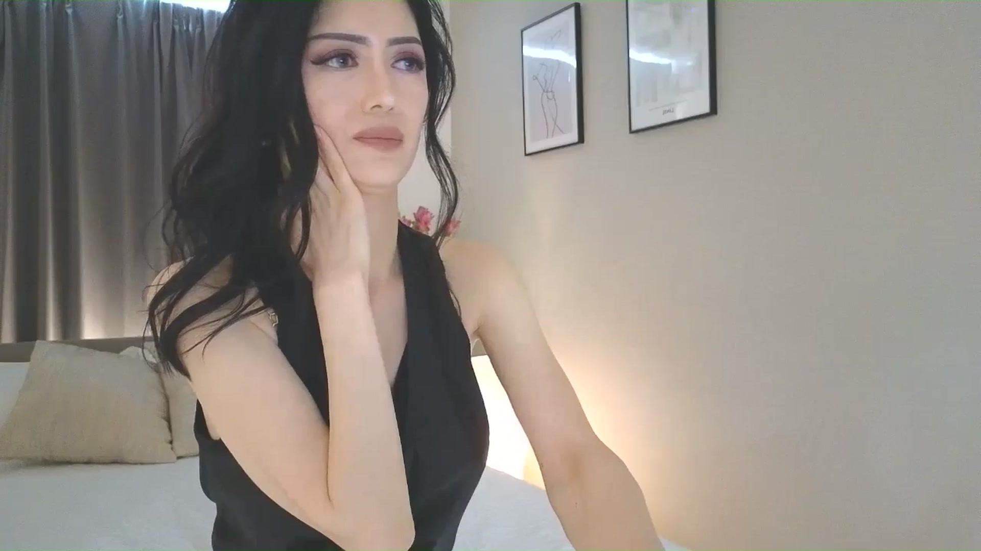 Gallery image thumbnail from Eleah's myfreecams stream on, 06/22/2025, 06:24 image 16 of 20
