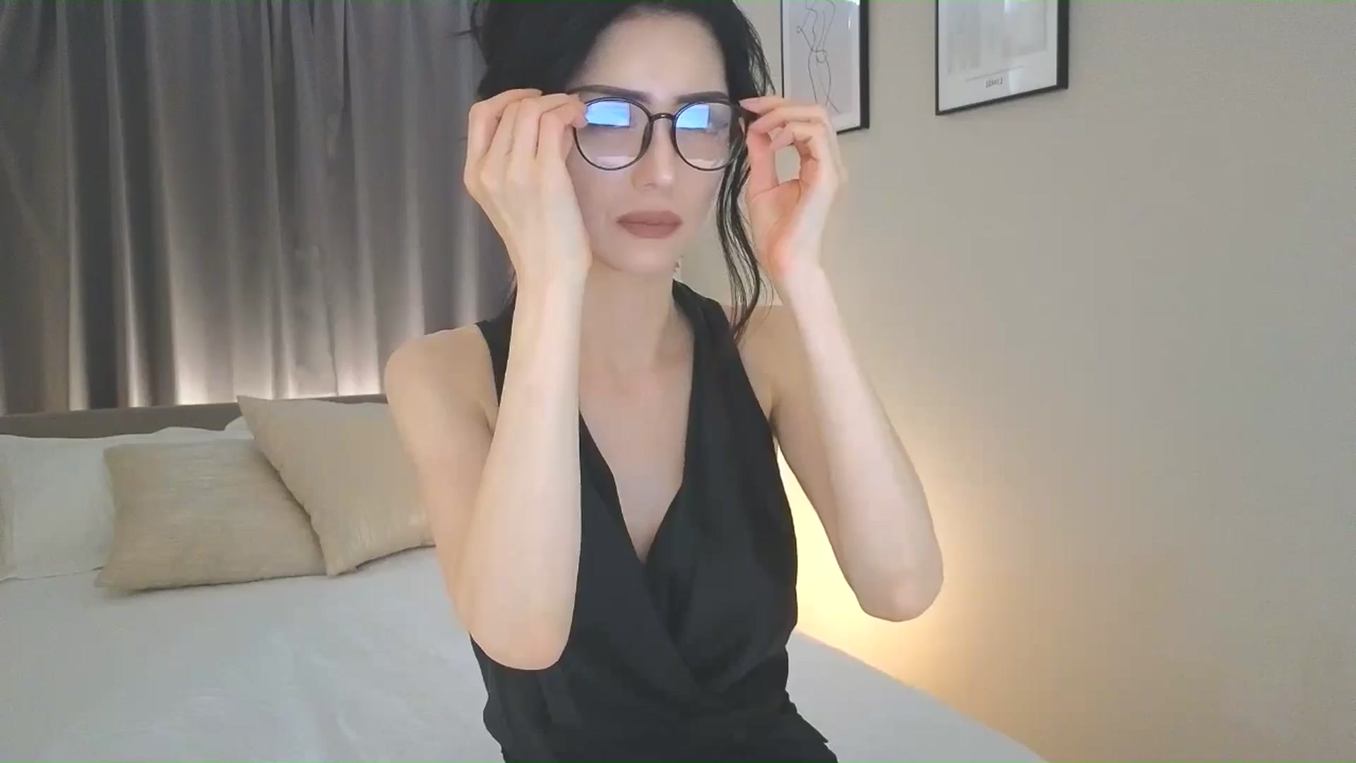 Gallery image thumbnail from Eleah's myfreecams stream on, 06/22/2025, 08:55 image 2 of 20