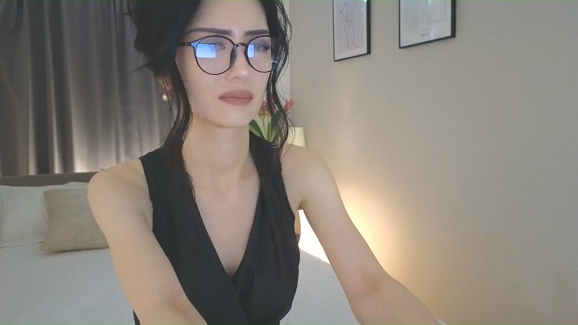 Gallery image thumbnail from Eleah's myfreecams stream on, 06/22/2025, 08:55 image 4 of 20