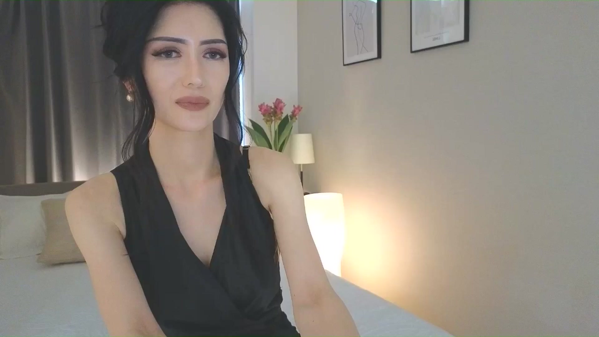 Gallery image thumbnail from Eleah's myfreecams stream on, 06/22/2025, 08:55 image 12 of 20
