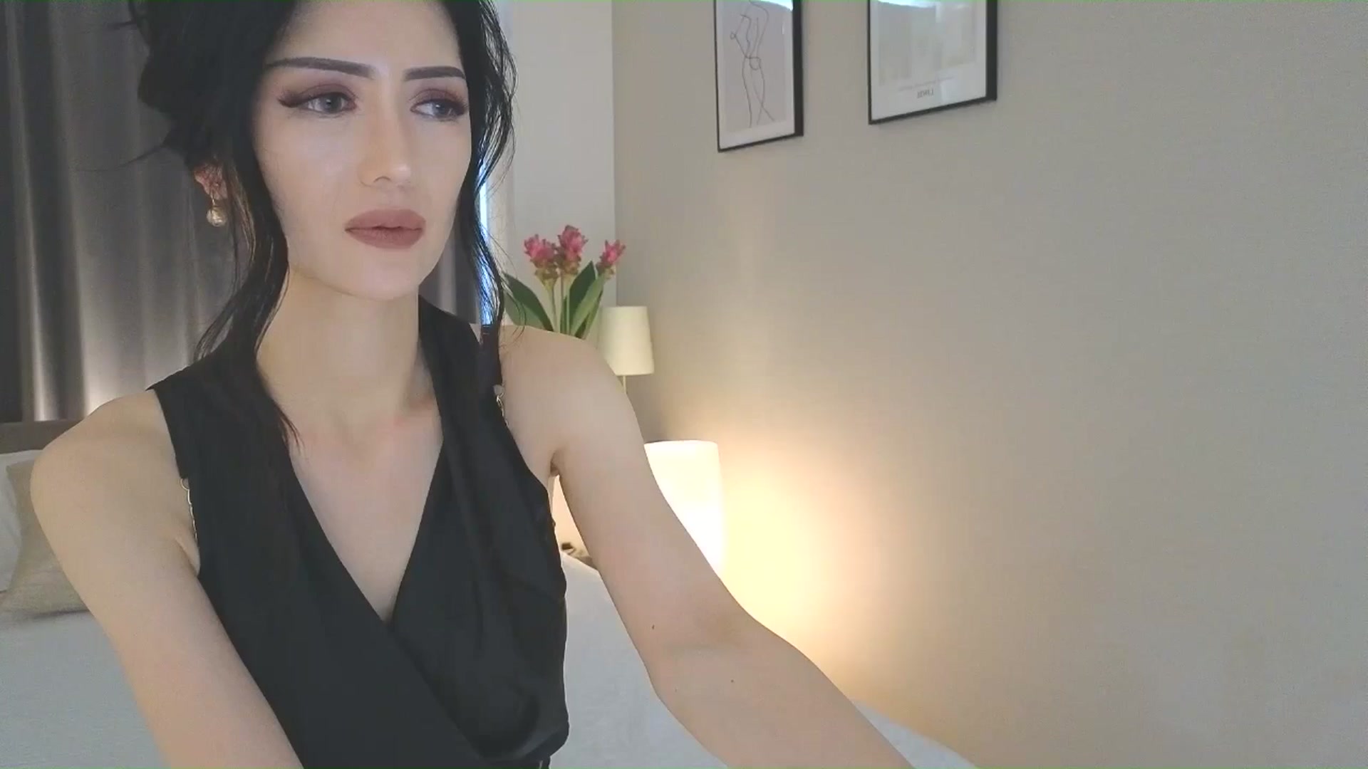 Gallery image thumbnail from Eleah's myfreecams stream on, 06/22/2025, 08:55 image 19 of 20