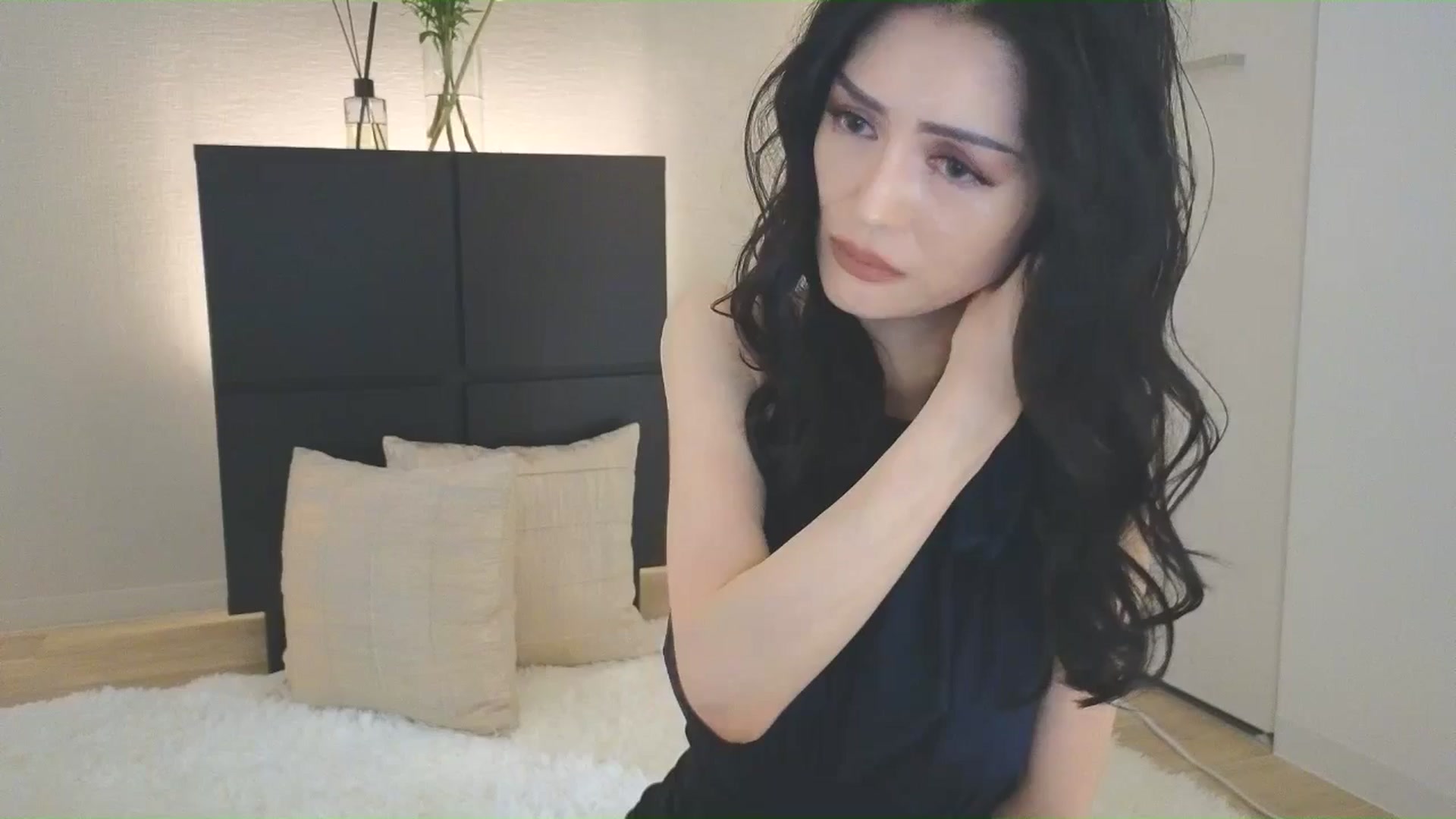 Gallery image thumbnail from Eleah's myfreecams stream on, 06/27/2025, 04:21 image 9 of 20
