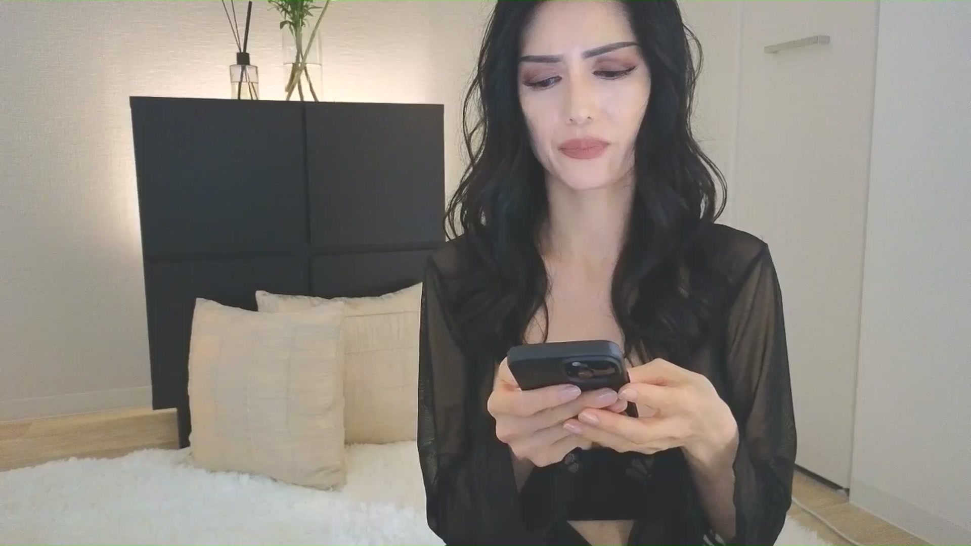 Gallery image thumbnail from Eleah's myfreecams stream on, 06/27/2025, 04:21 image 13 of 20