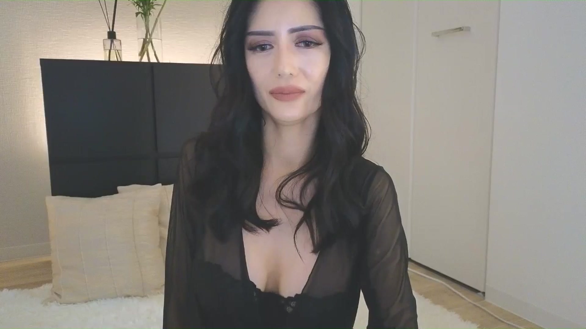 Gallery image thumbnail from Eleah's myfreecams stream on, 06/27/2025, 06:18 image 13 of 20