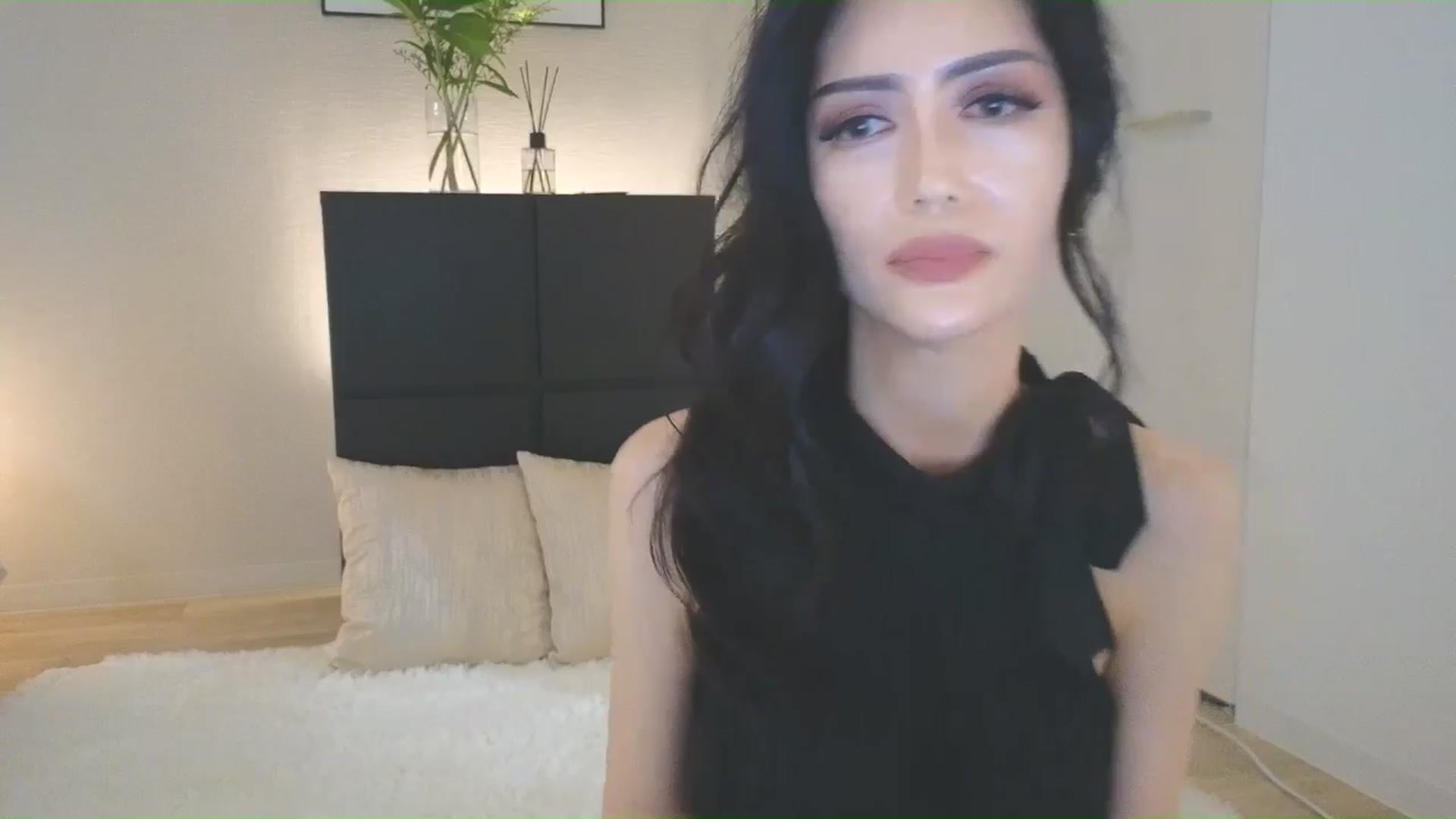 Gallery image thumbnail from Eleah's myfreecams stream on, 06/29/2025, 02:13 image 20 of 20