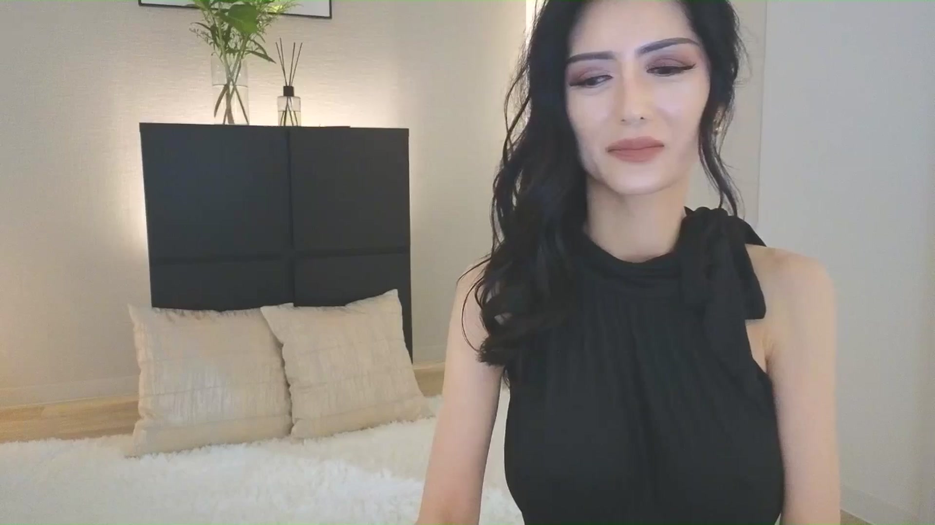 Gallery image thumbnail from Eleah's myfreecams stream on, 06/29/2025, 05:54 image 10 of 20