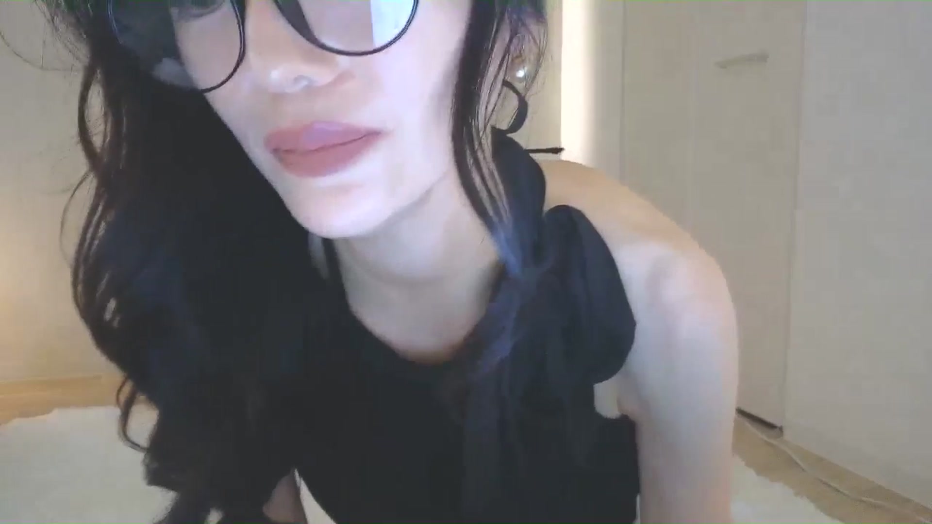 Gallery image thumbnail from Eleah's myfreecams stream on, 06/29/2025, 11:07 image 17 of 20