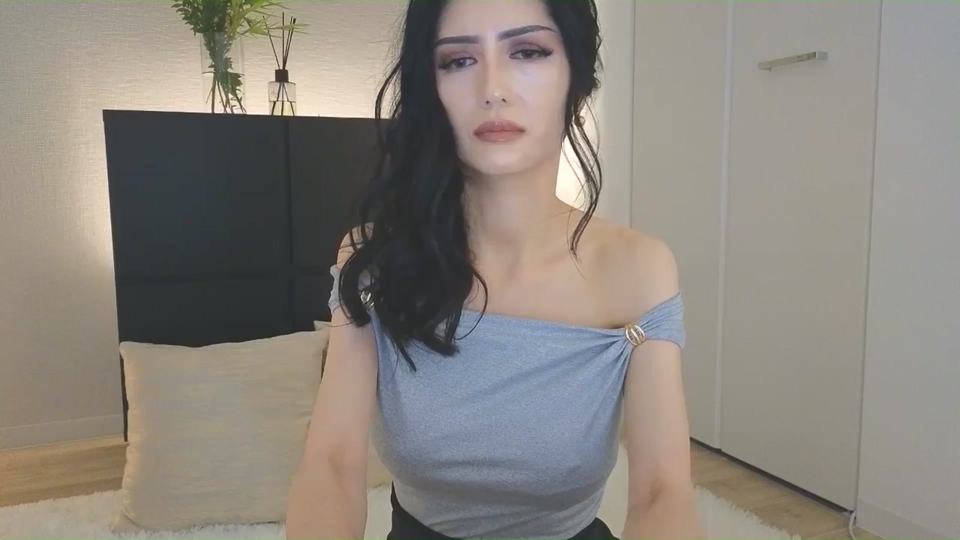Gallery image thumbnail from Eleah's myfreecams stream on, 07/11/2025, 02:02 image 7 of 20