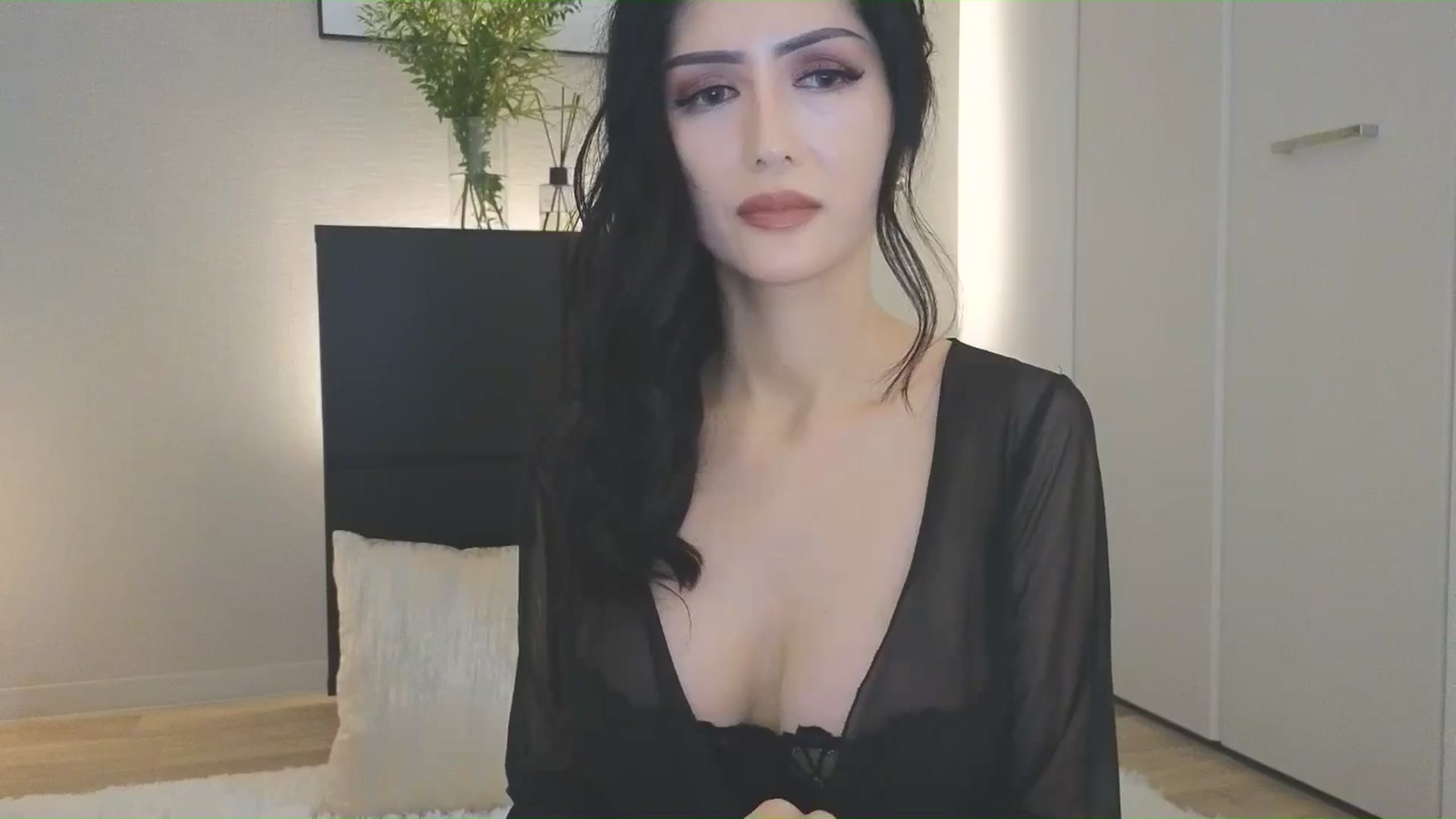 Gallery image thumbnail from Eleah's myfreecams stream on, 07/11/2025, 07:58 image 15 of 20