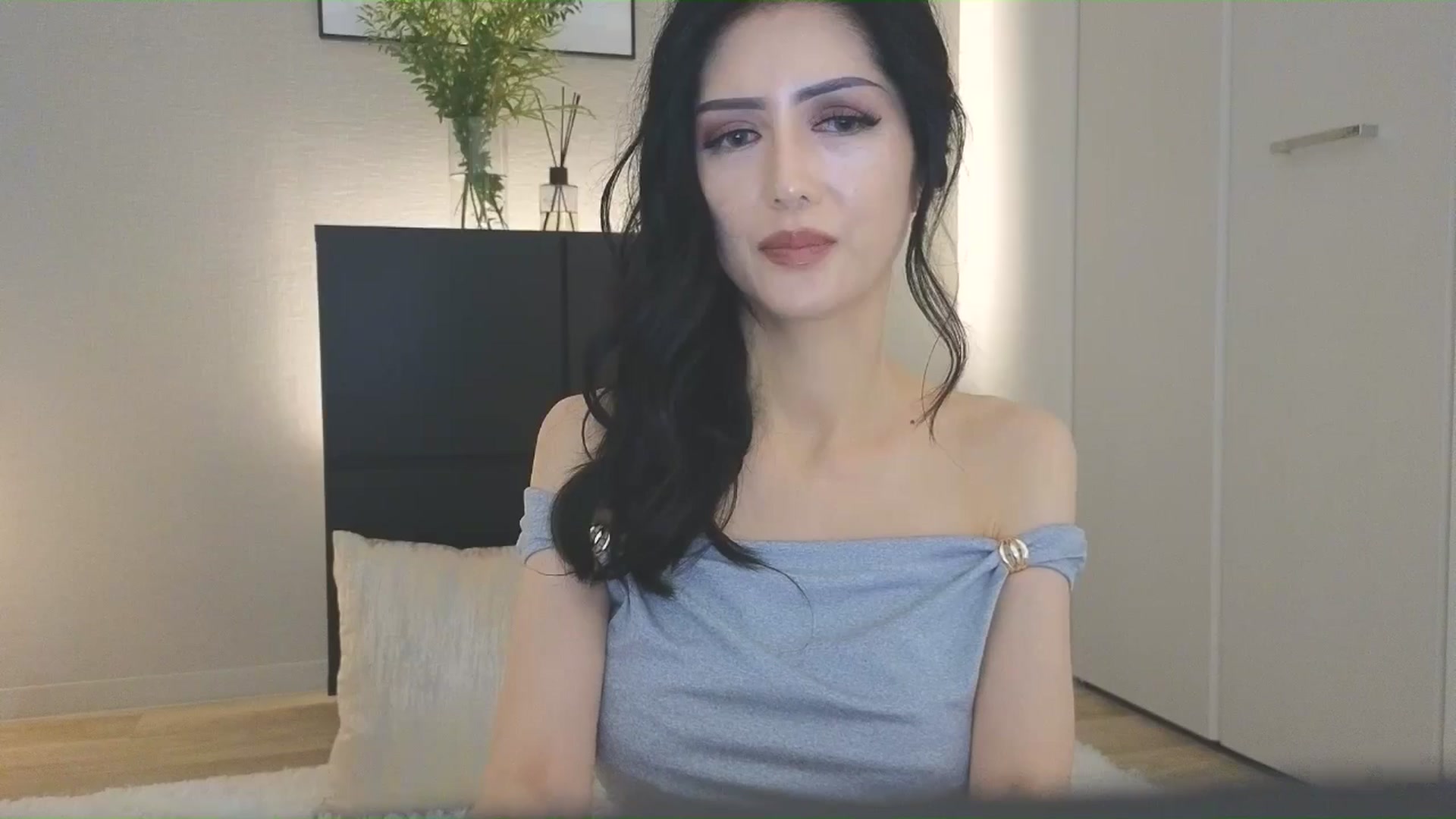 Gallery image thumbnail from Eleah's myfreecams stream on, 07/11/2025, 07:58 image 8 of 20