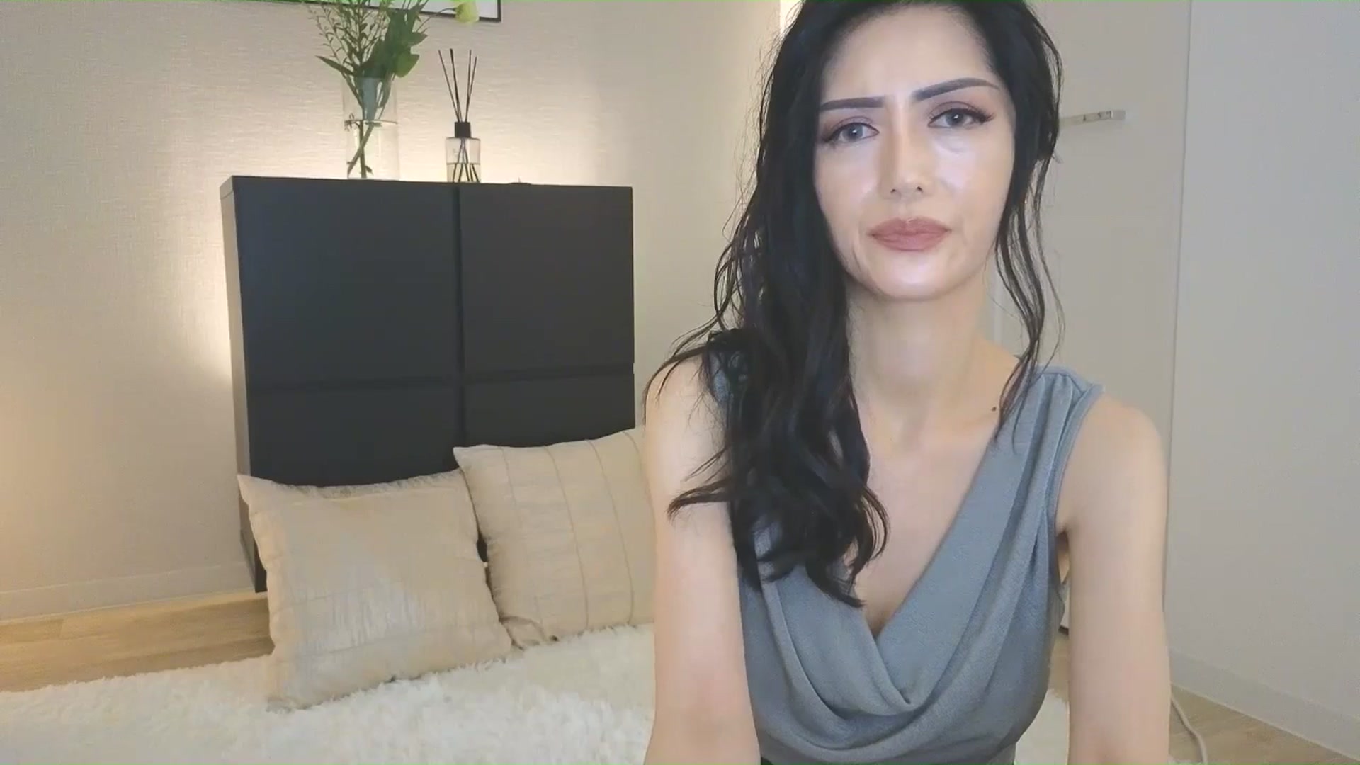 Gallery image thumbnail from Eleah's myfreecams stream on, 07/17/2025, 02:14 image 13 of 20
