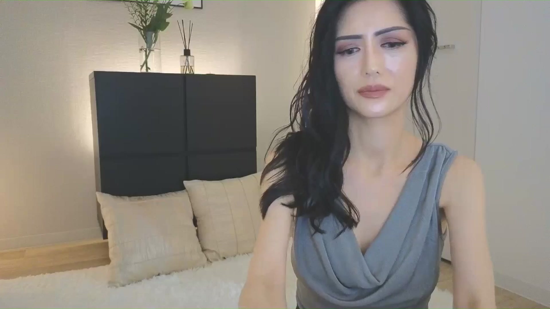 Gallery image thumbnail from Eleah's myfreecams stream on, 07/17/2025, 02:14 image 6 of 20