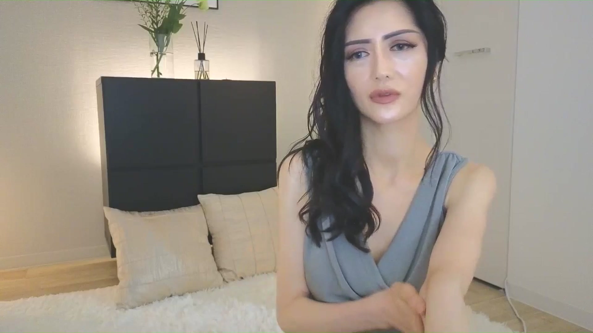Gallery image thumbnail from Eleah's myfreecams stream on, 07/17/2025, 02:14 image 11 of 20
