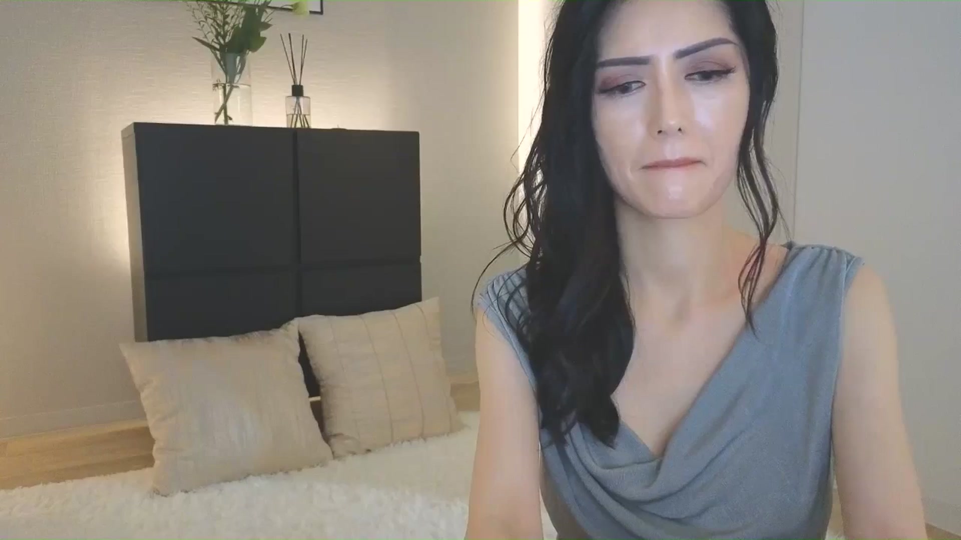 Gallery image thumbnail from Eleah's myfreecams stream on, 07/17/2025, 08:16 image 12 of 20