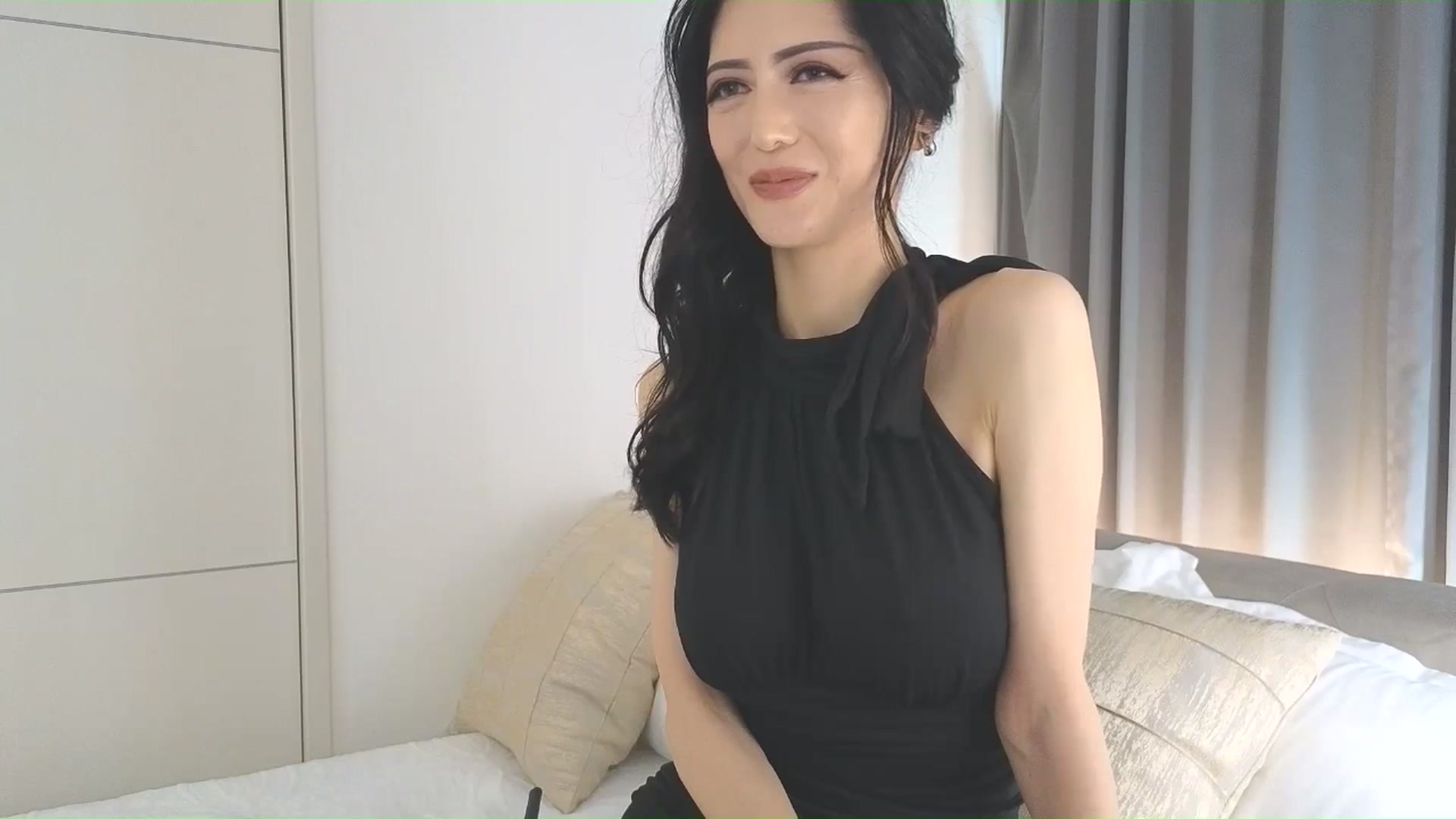 Gallery image thumbnail from Eleah's myfreecams stream on, 08/09/2025, 24:52 image 19 of 20