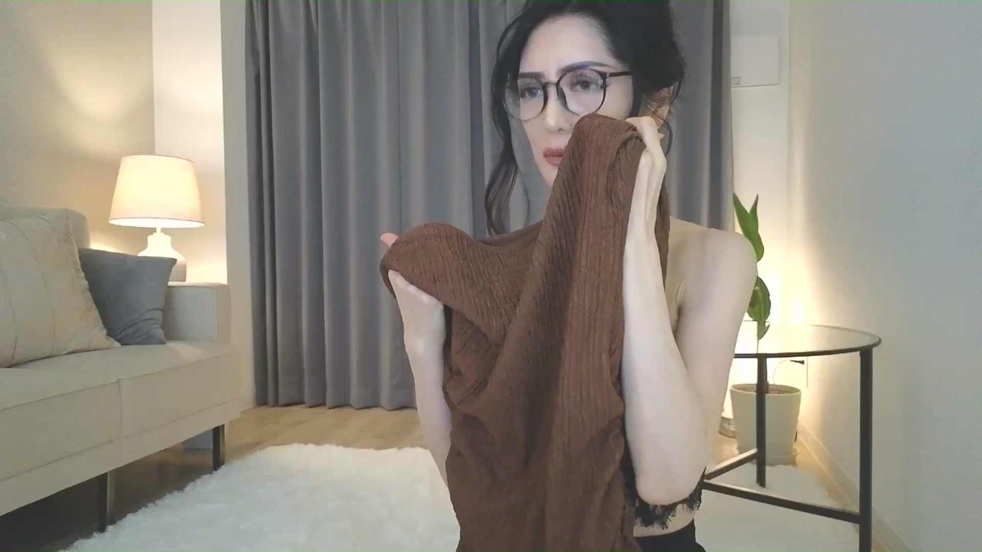 Gallery image thumbnail from Eleah's myfreecams stream on, 08/10/2025, 10:24 image 17 of 20