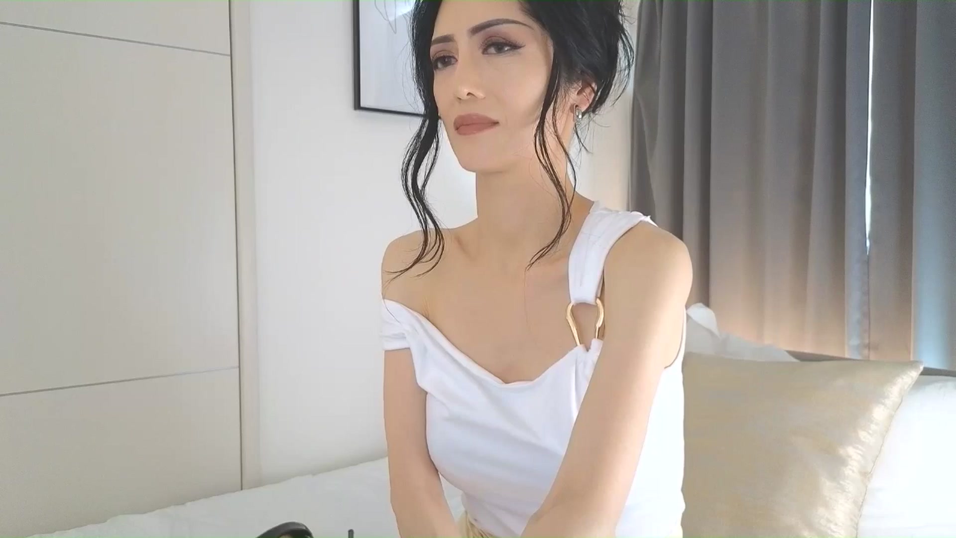Gallery image thumbnail from Eleah's myfreecams stream on, 08/14/2025, 08:09 image 13 of 20