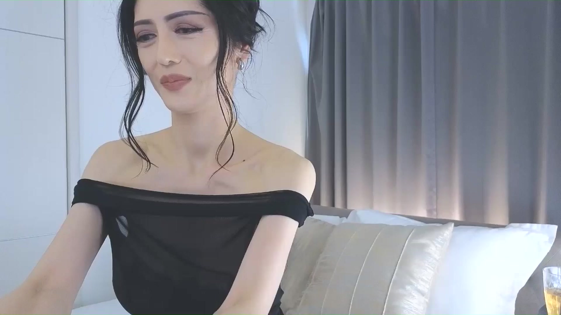 Gallery image thumbnail from Eleah's myfreecams stream on, 09/07/2025, 07:22 image 2 of 20